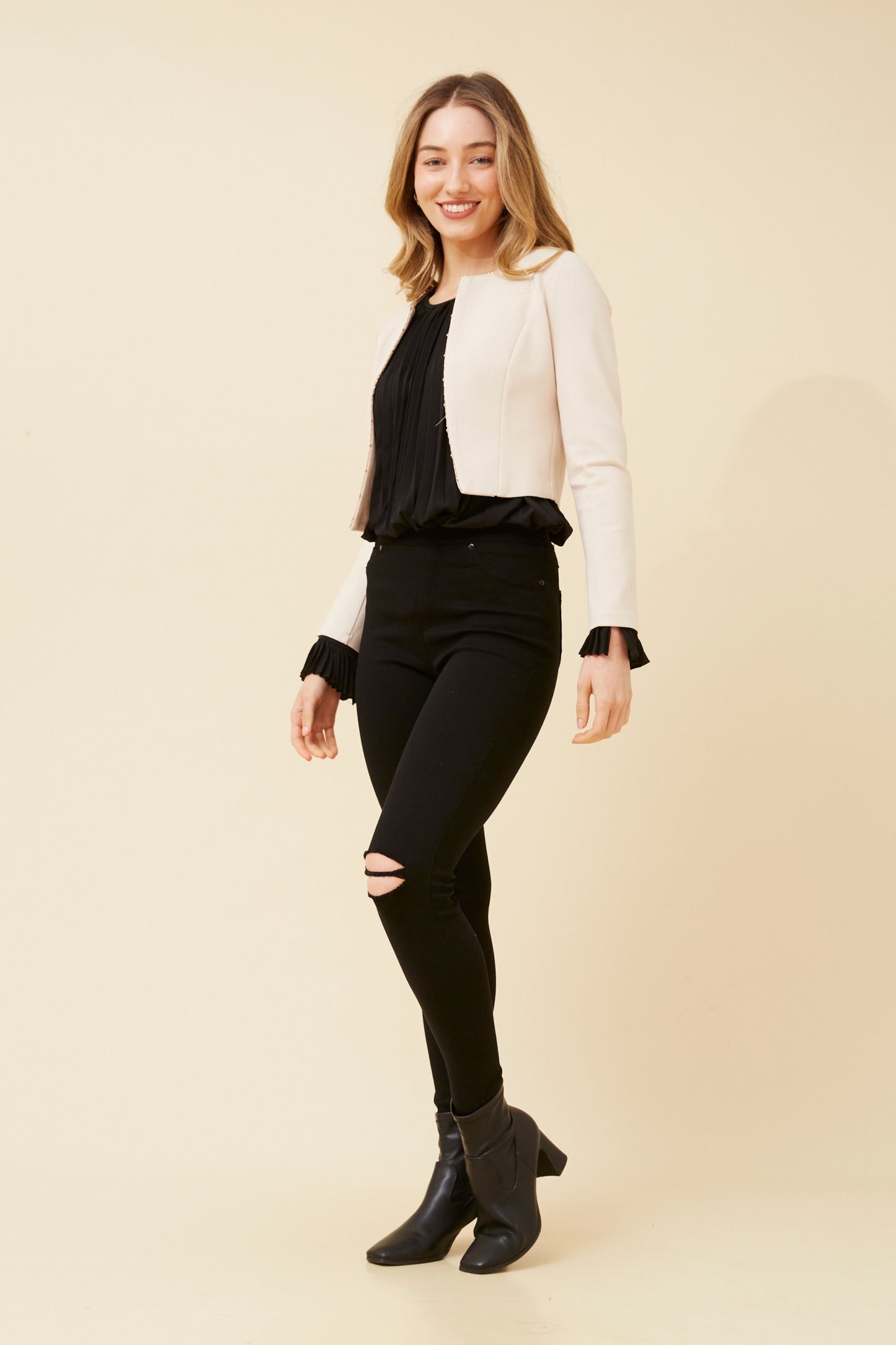 Volare Diamante Detail Crop Jacket J522958 Stone