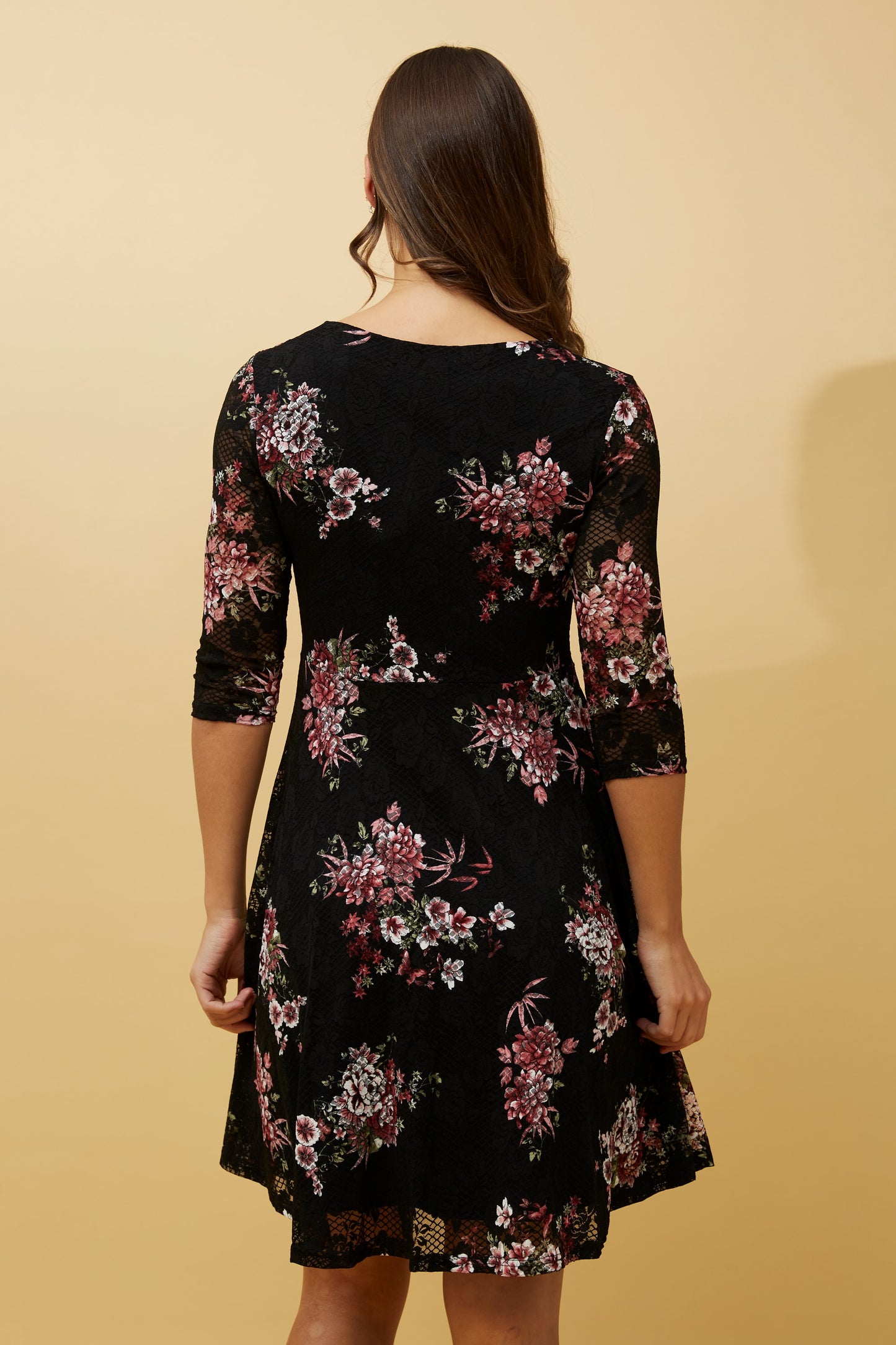 Emmi Floral Lace Midi Dress D516061
