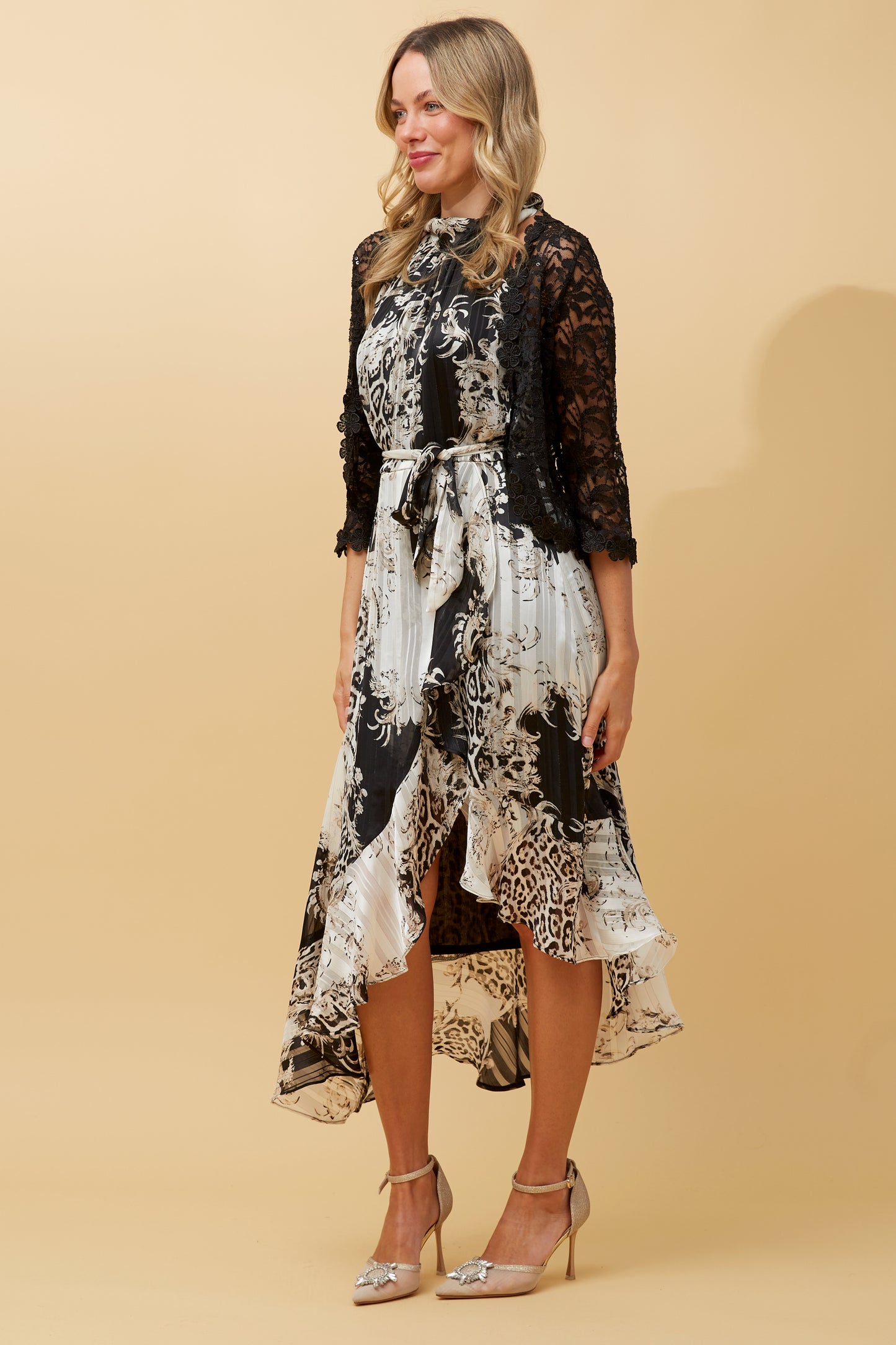 Evi Floral Sequin Lace Short Cardigan Black