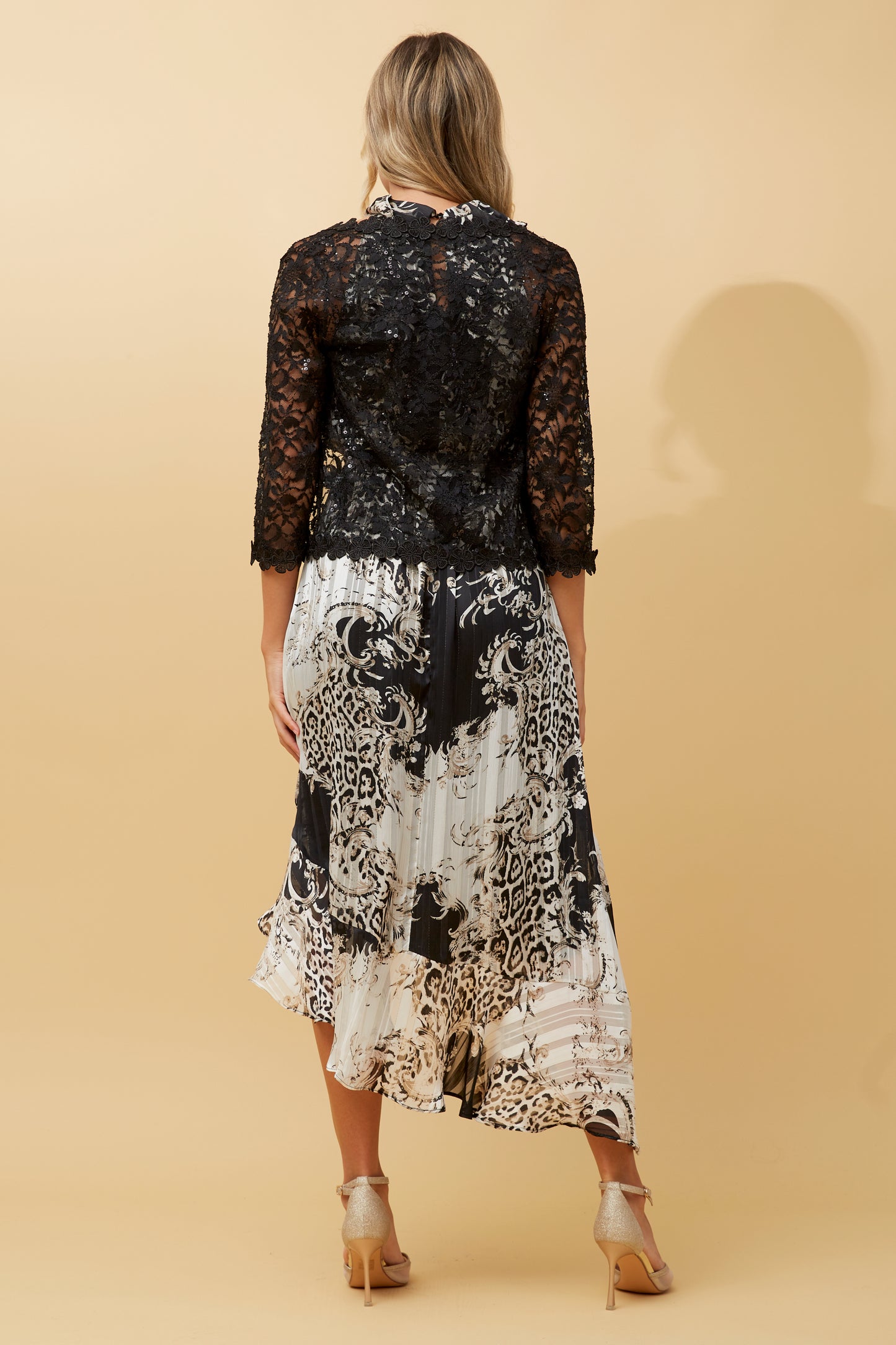 Evi Floral Sequin Lace Short Cardigan Black