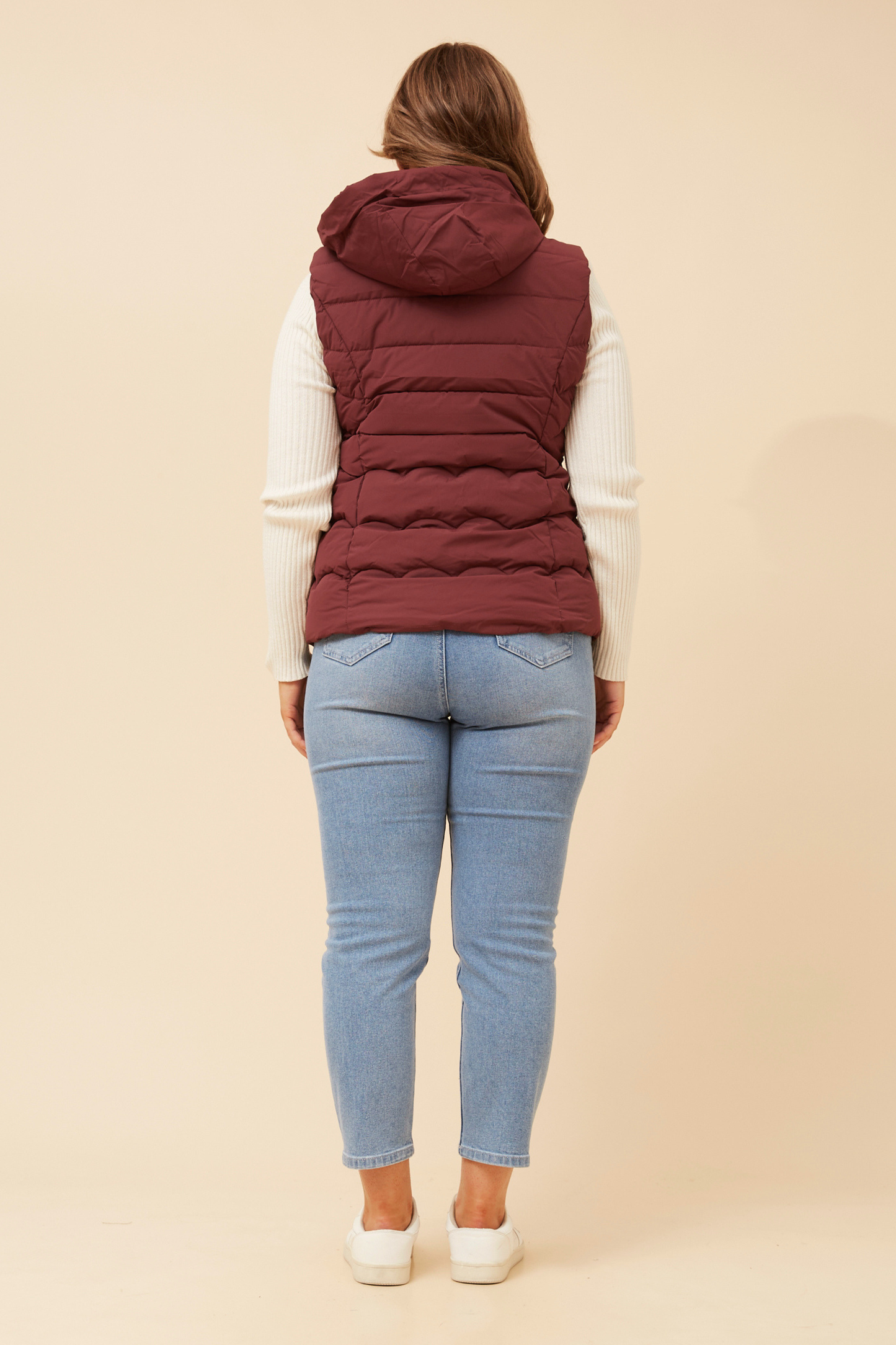 Ivella Puffy Vest V732888 Red Dahlia