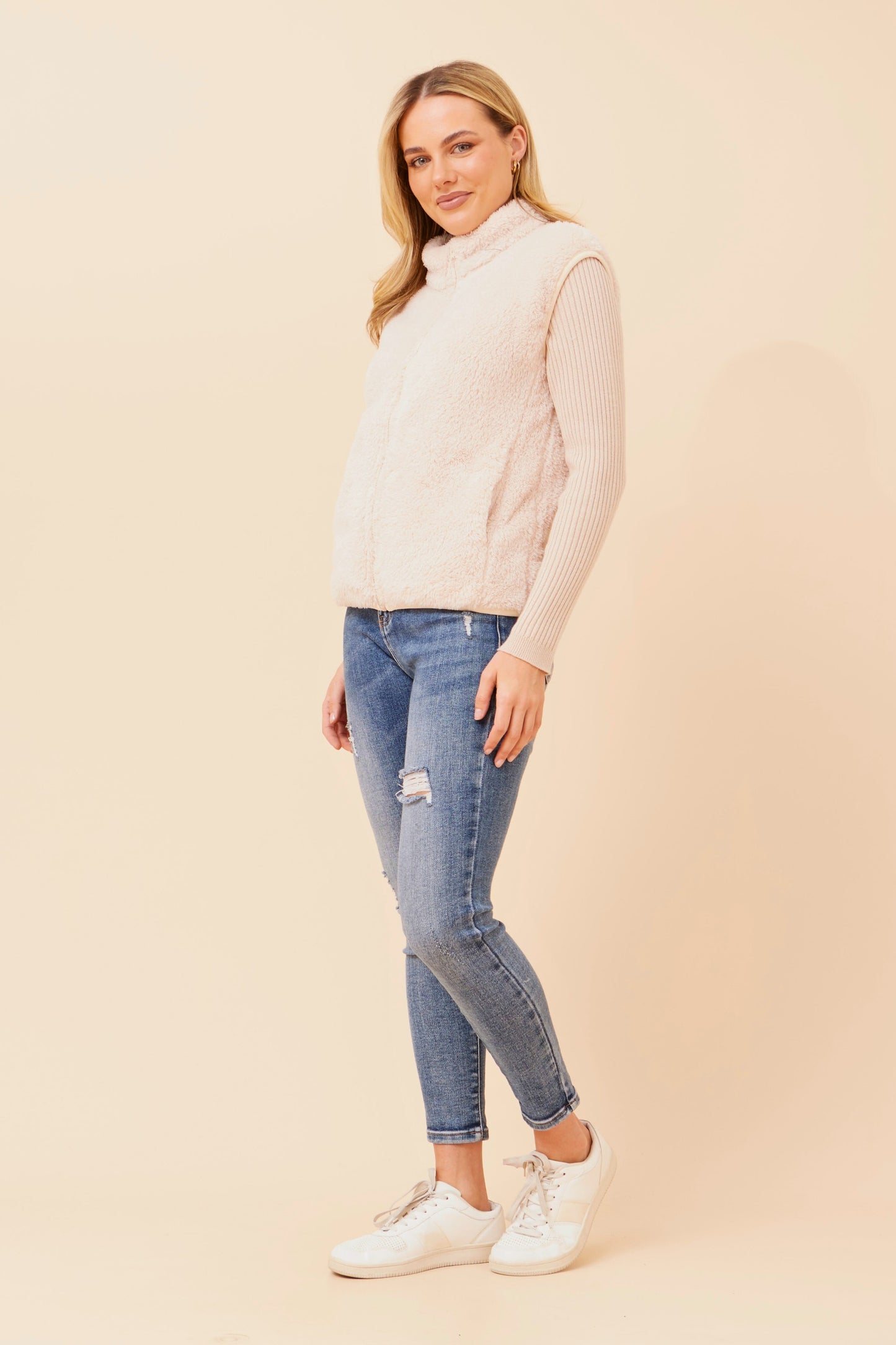 Chiara Faux Fur V524412 Ivory