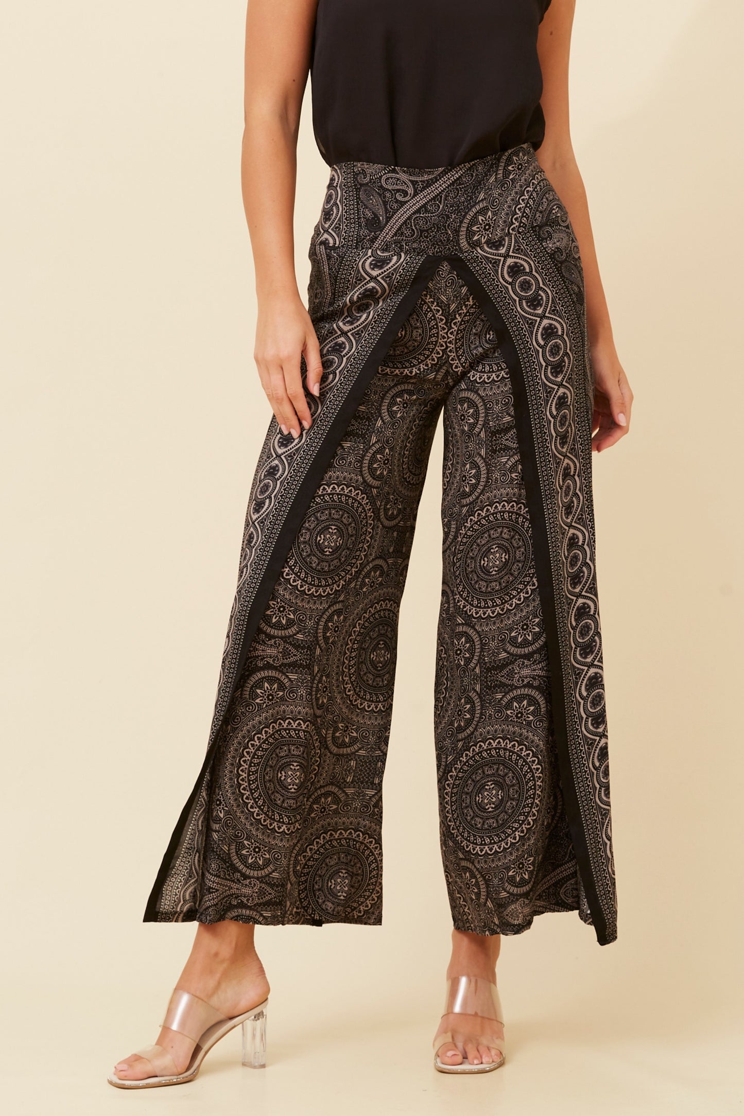 Elephant Printed Pant P520839- Black
