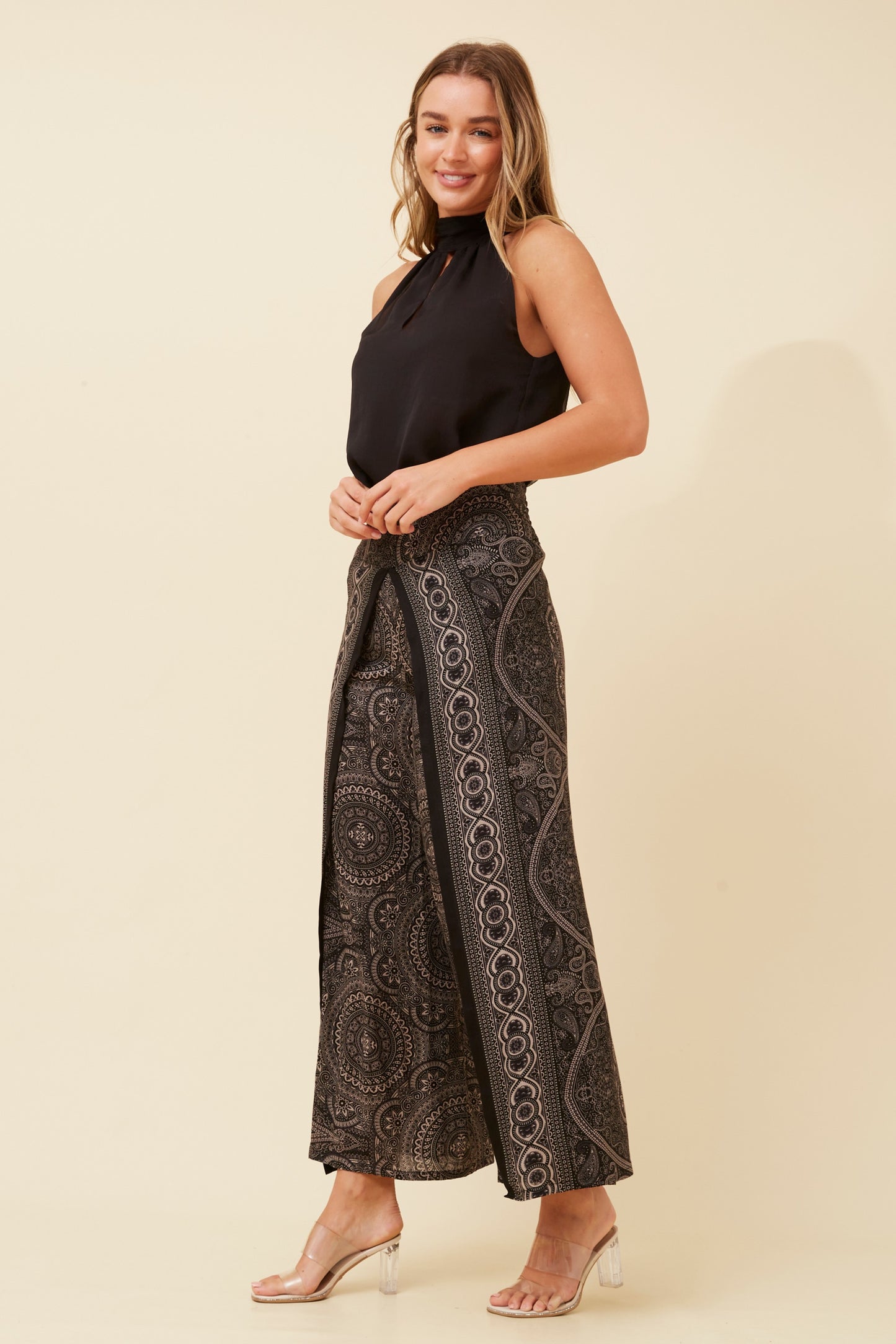 Elephant Printed Pant P520839- Black