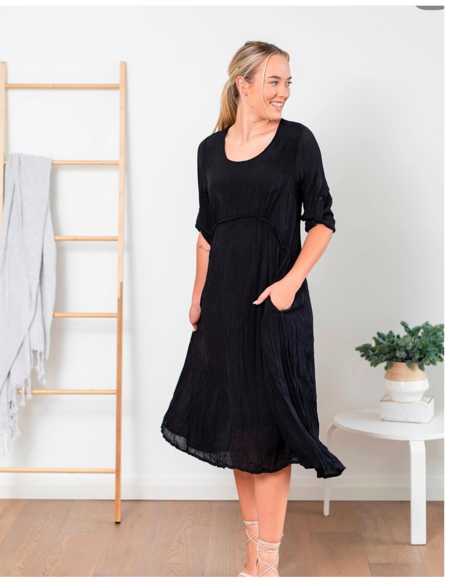 Anni Tunic Midi Dress - Black 38638K