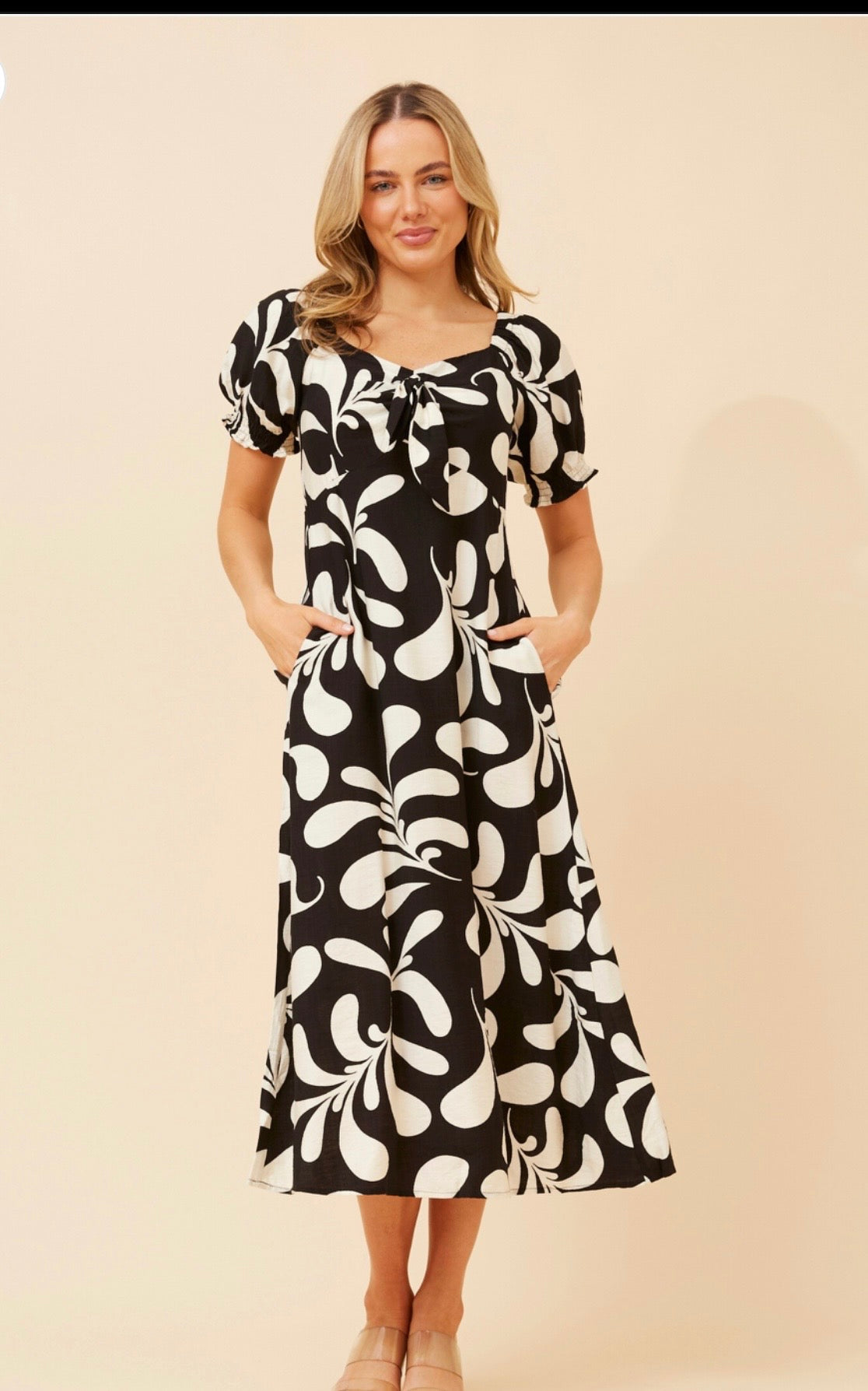 Anne Front Bow Dress D524665 Black & White
