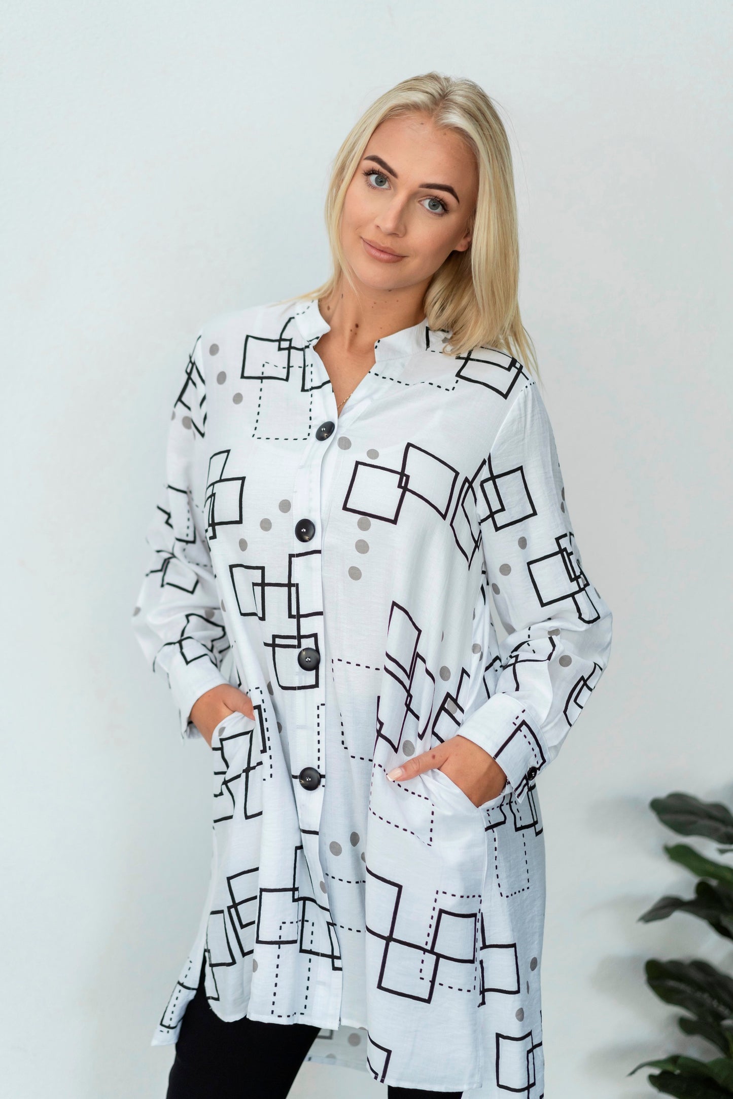 Romy Abstract Print Tunic 32753-1D