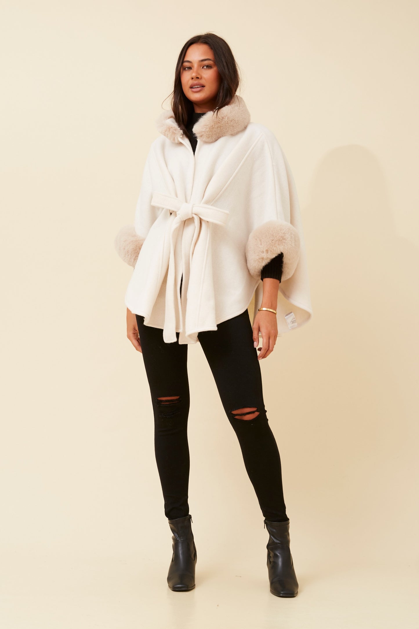 Olia Faux Poncho PC522341