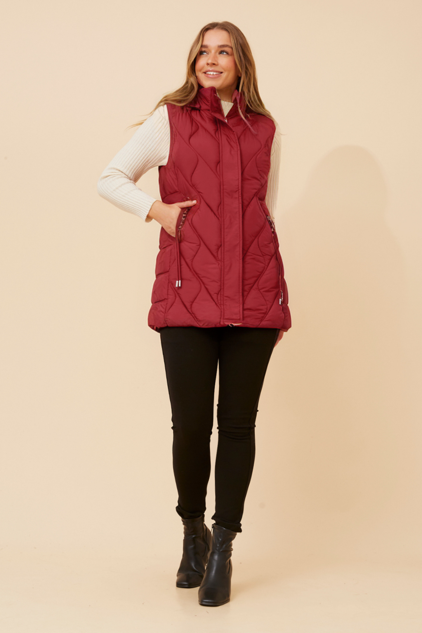 Nadine Puffer Vest V526274