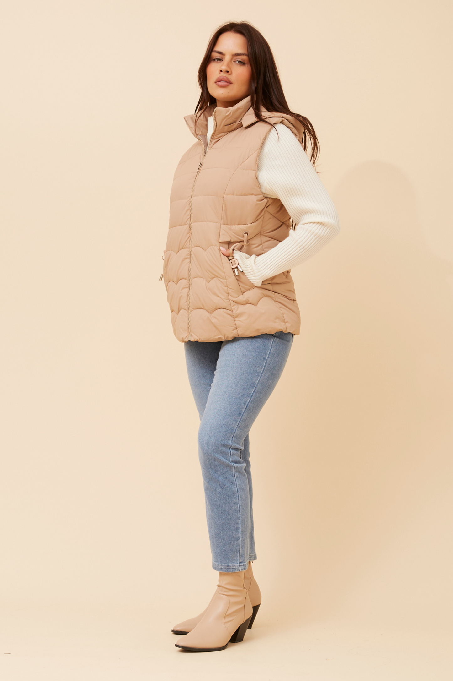 Ivella Puffy Vest V732888
