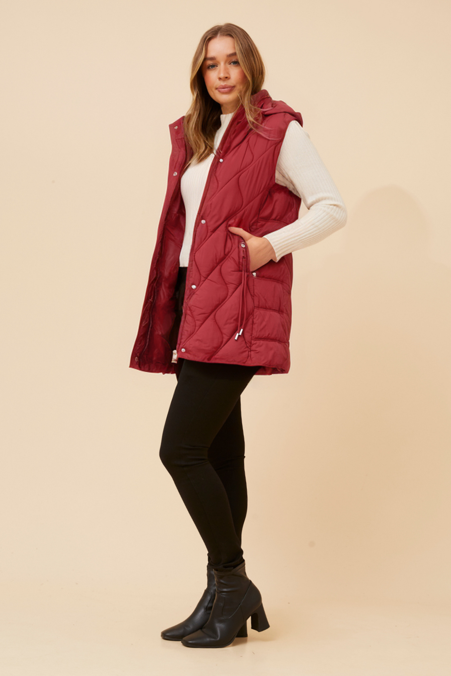 Nadine Puffer Vest V526274