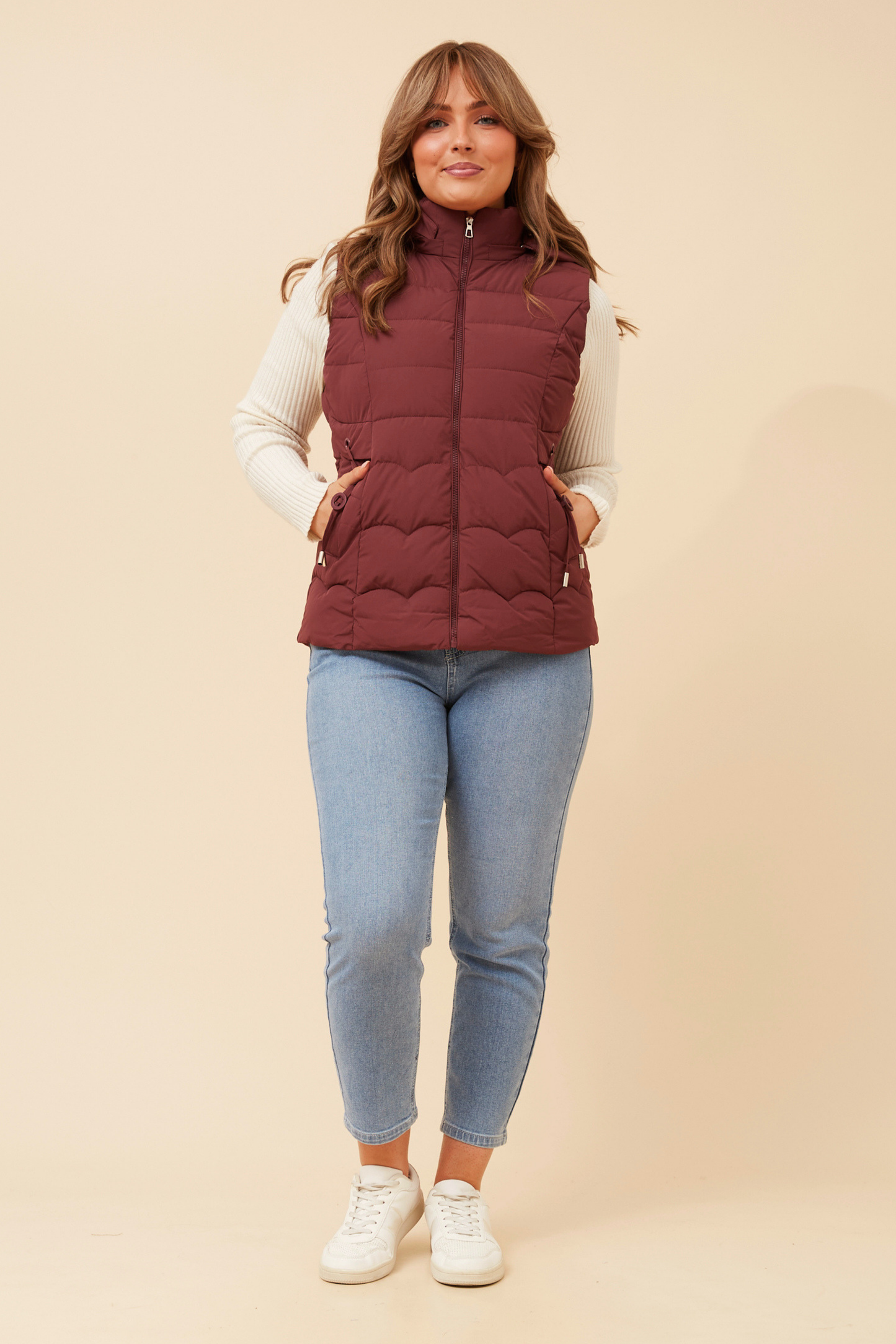 Ivella Puffy Vest V732888 Red Dahlia