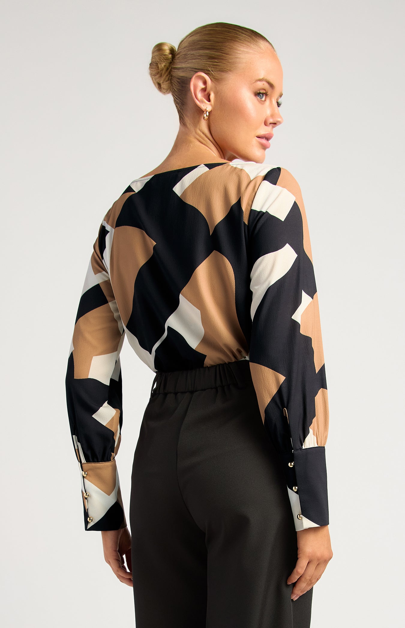 Elsi Abstract Blouse WT0820B