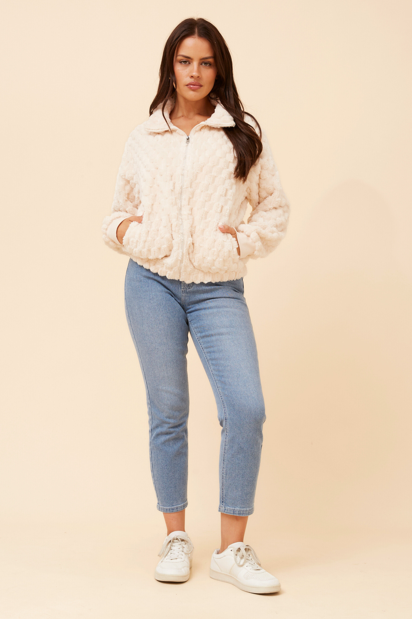 Sorva Faux Jacket J525234