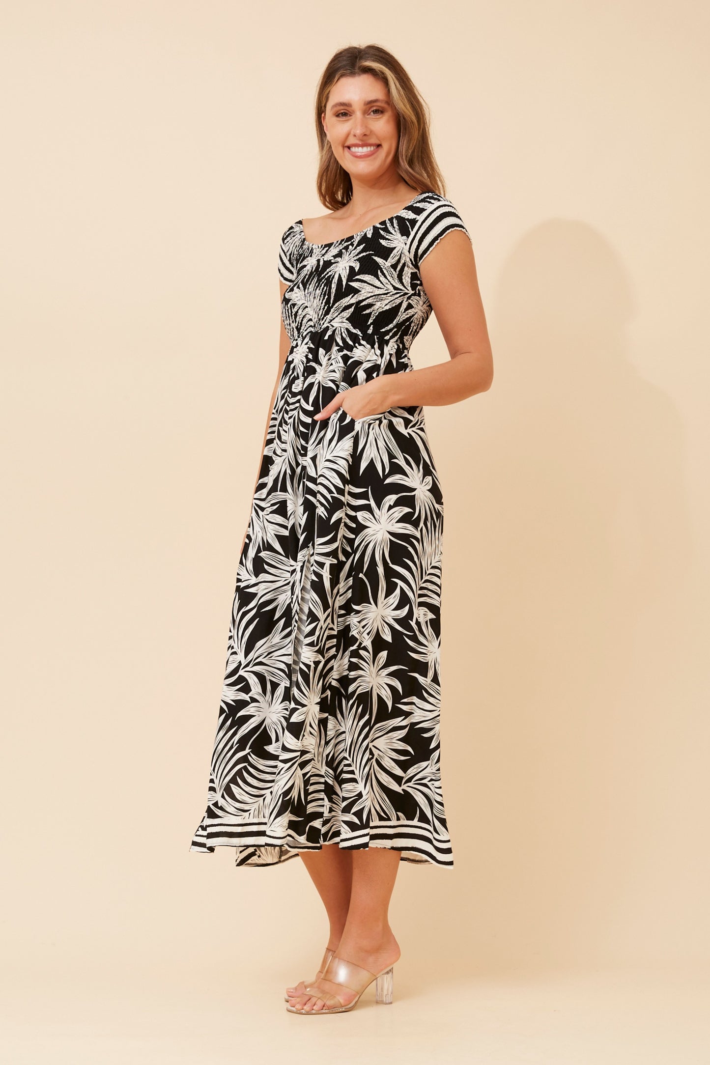 Robin Abstract Print Maxi Dress D523615