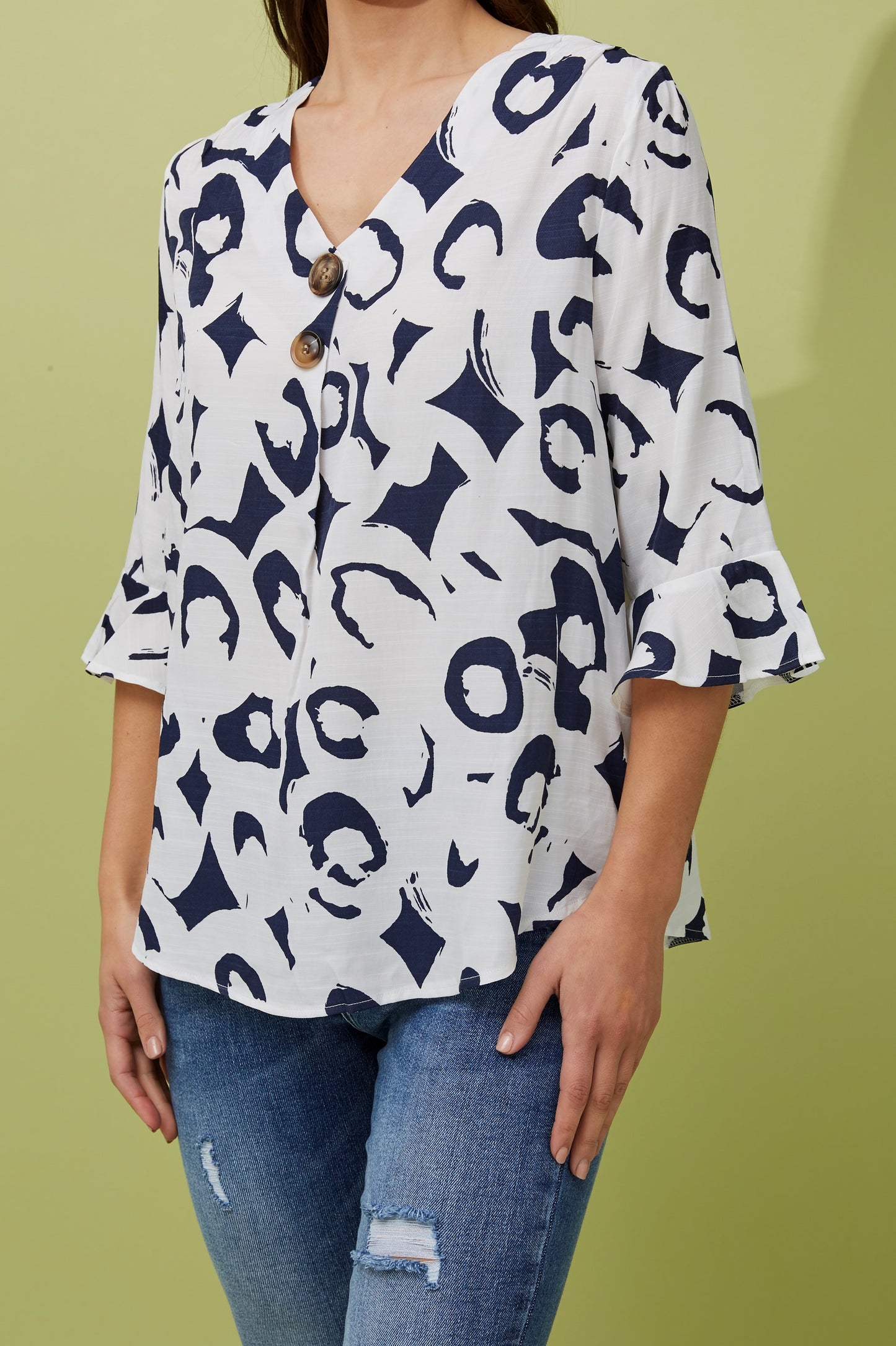 Jovie Leaf Print Top T513025