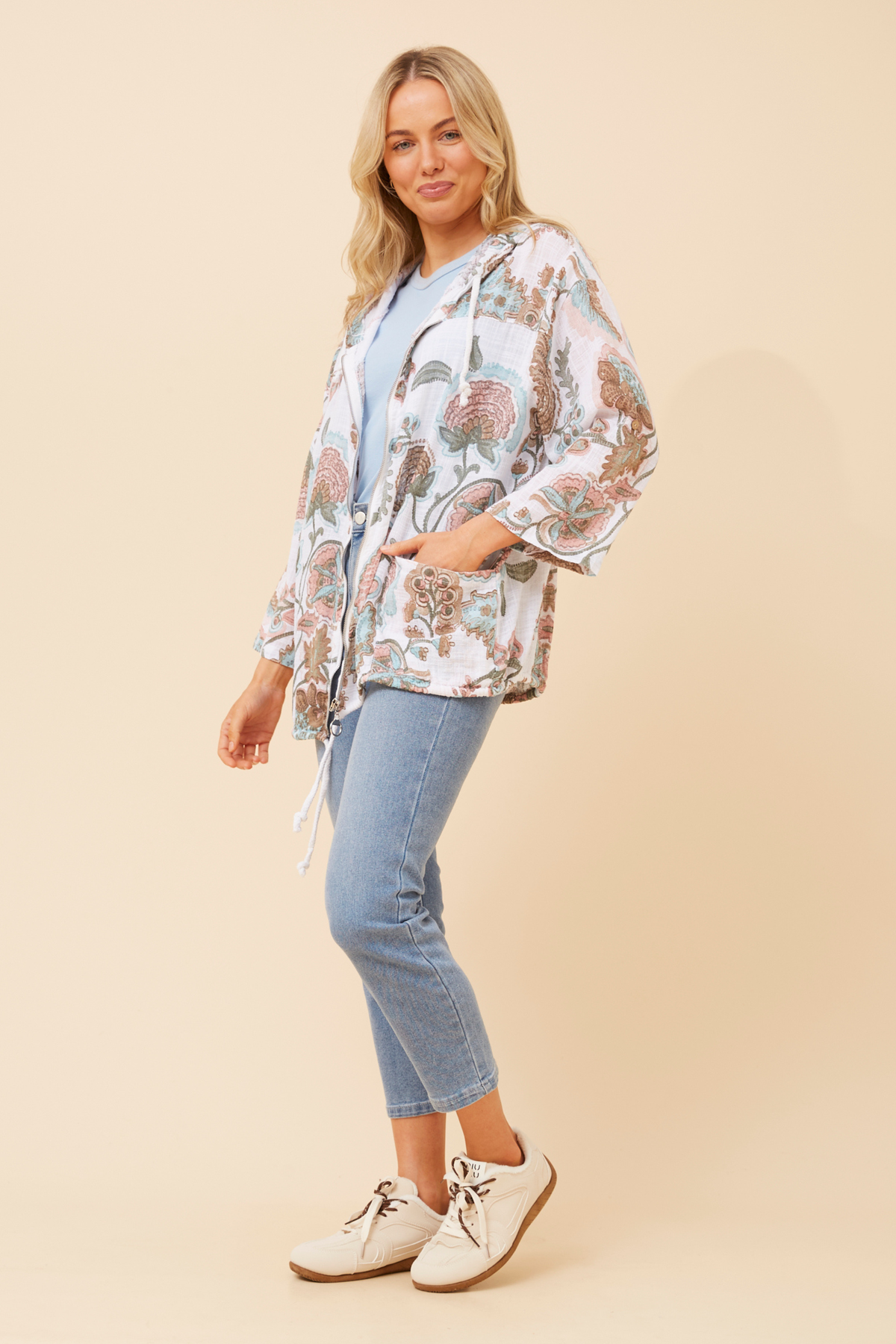 Seta Abstract Printed Hoody Jacket J526471 White