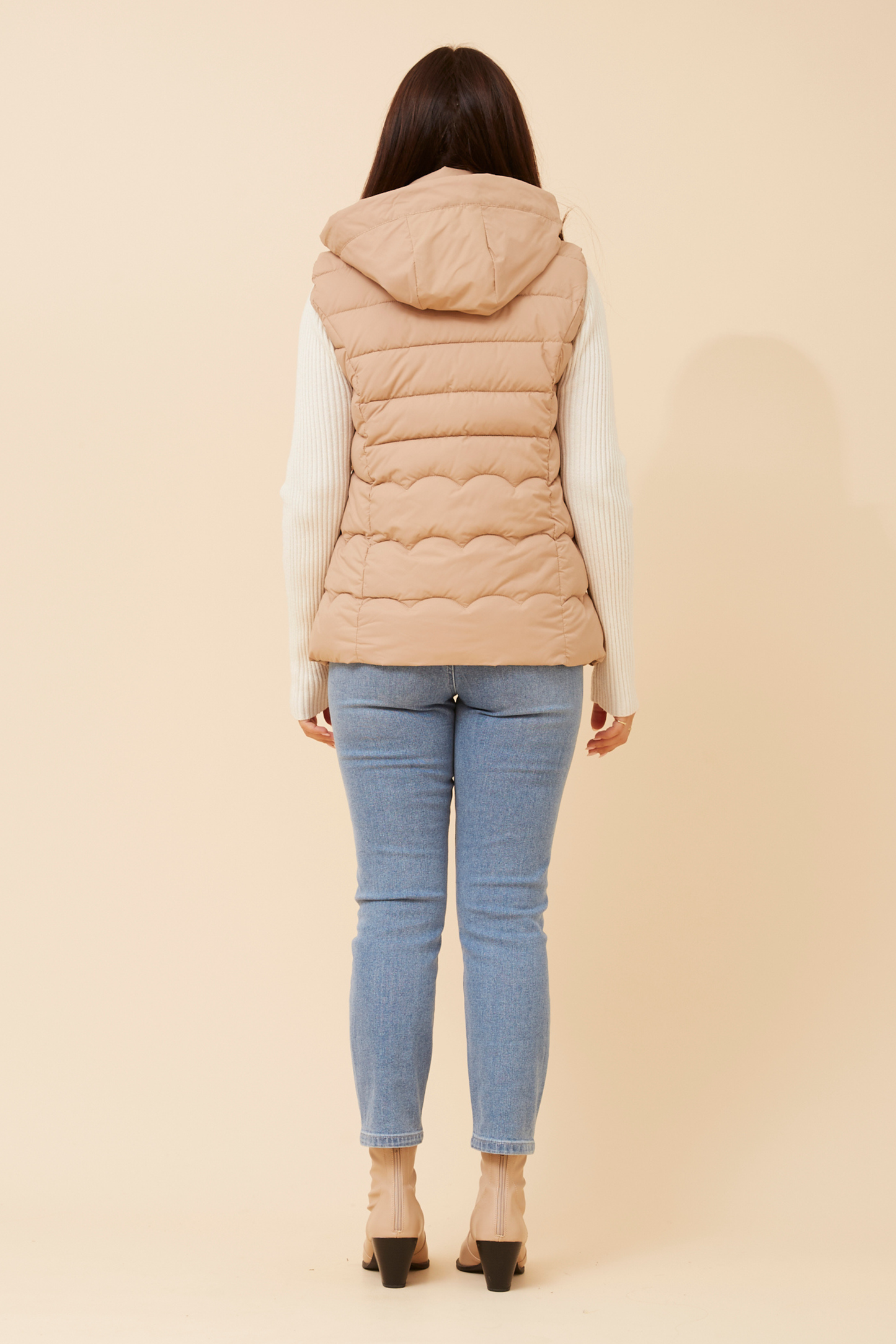 Ivella Puffy Vest V732888