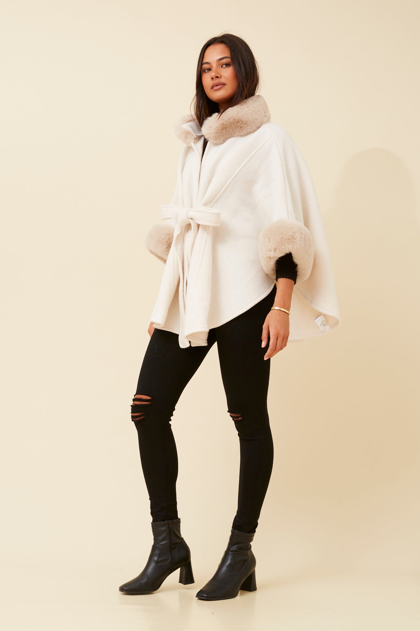 Olia Faux Poncho PC522341
