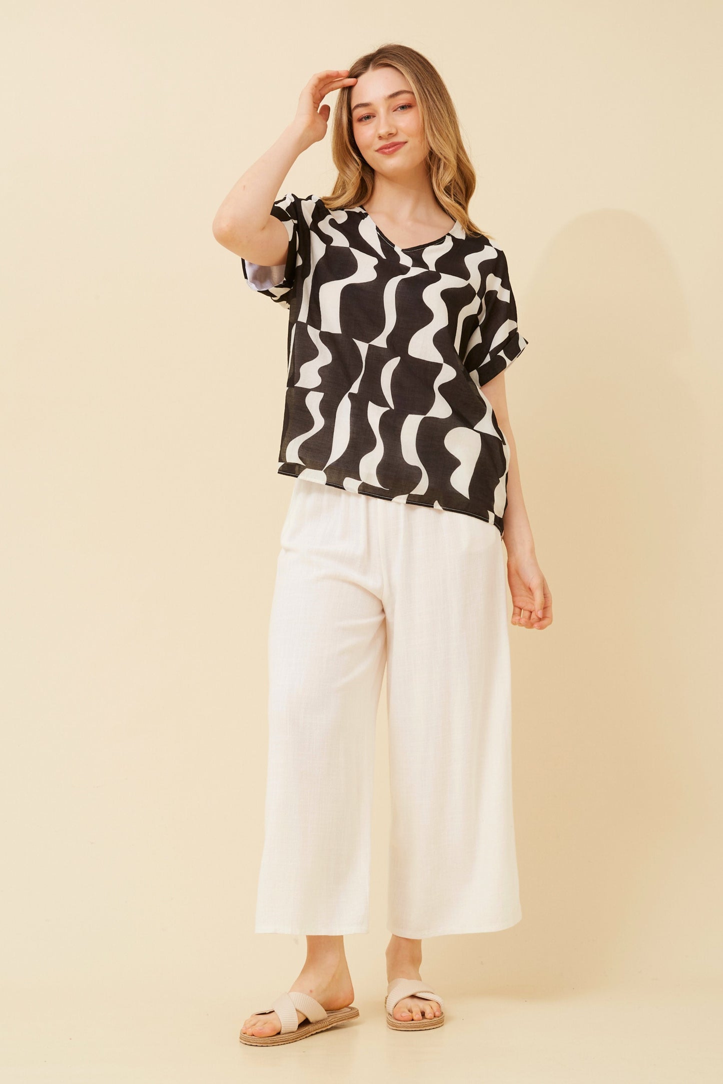 Ariana Abstract Print Top T521549