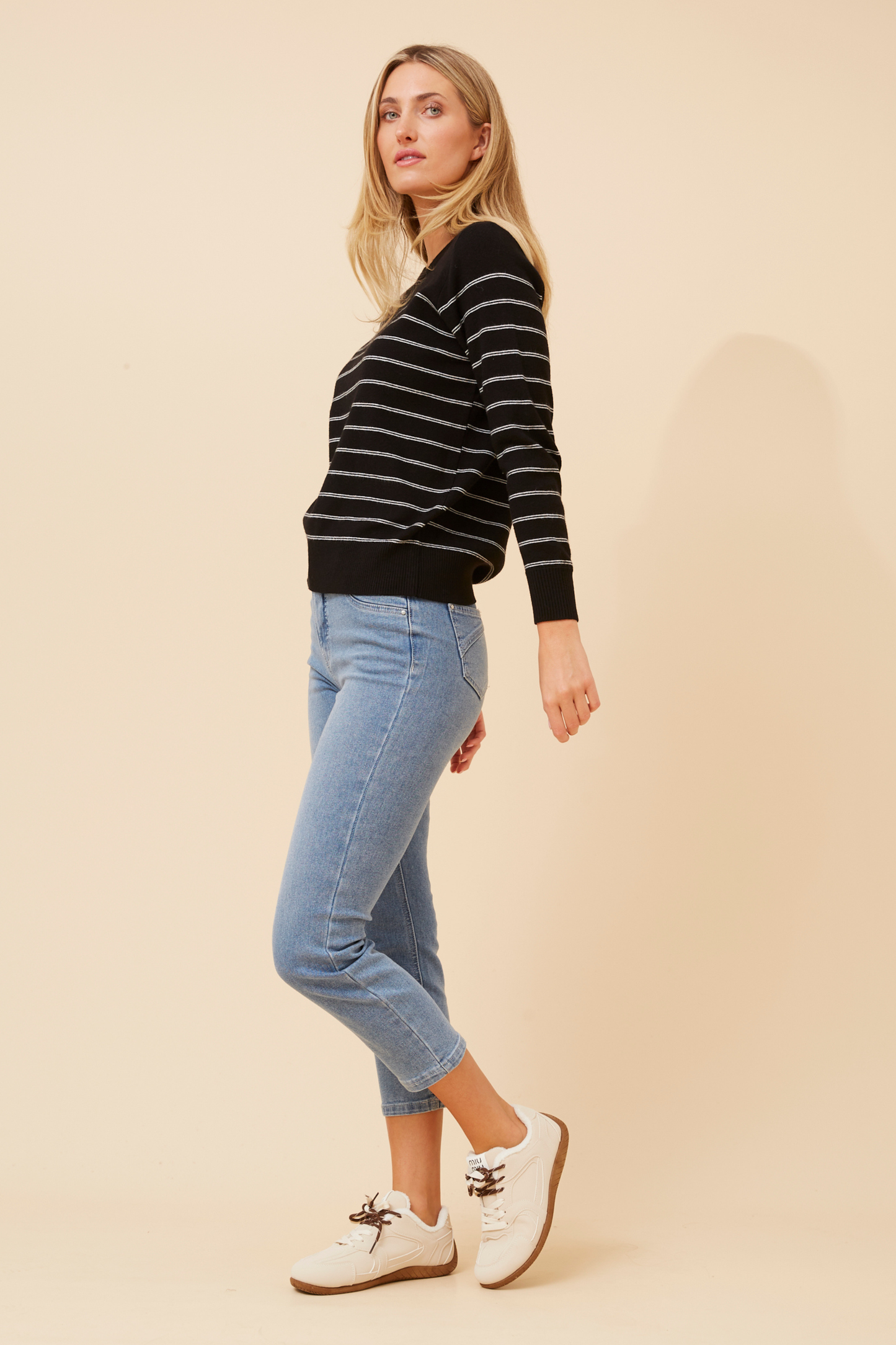 Rhina Stripe Knit KP735298 Black/White