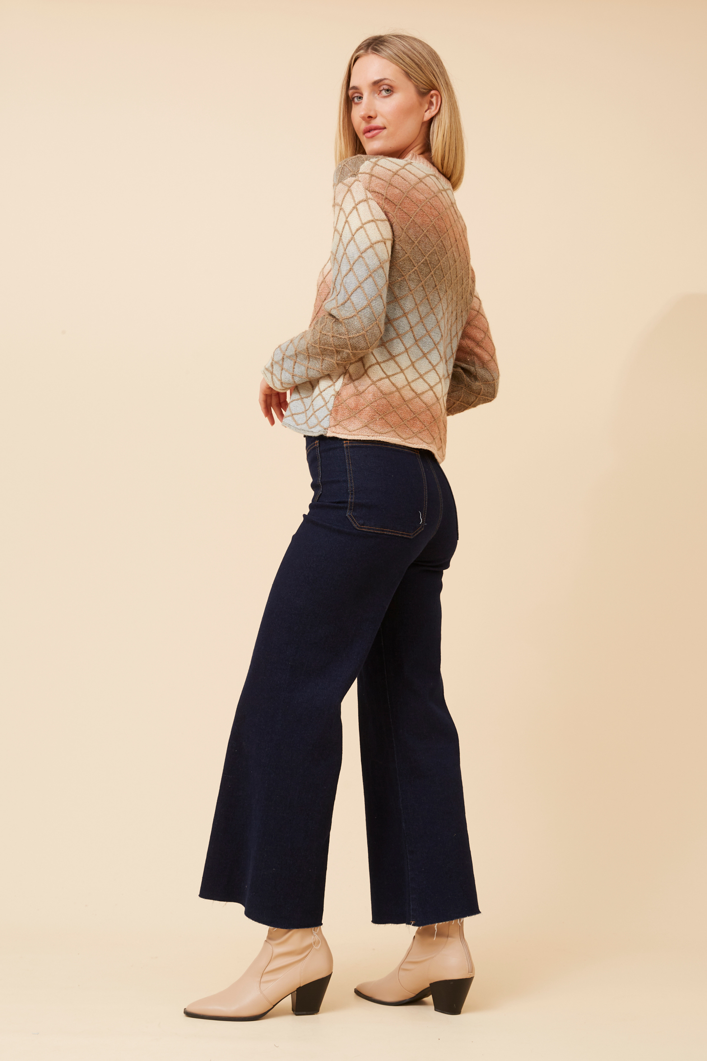 Vanya Jacquard Knit KP736007