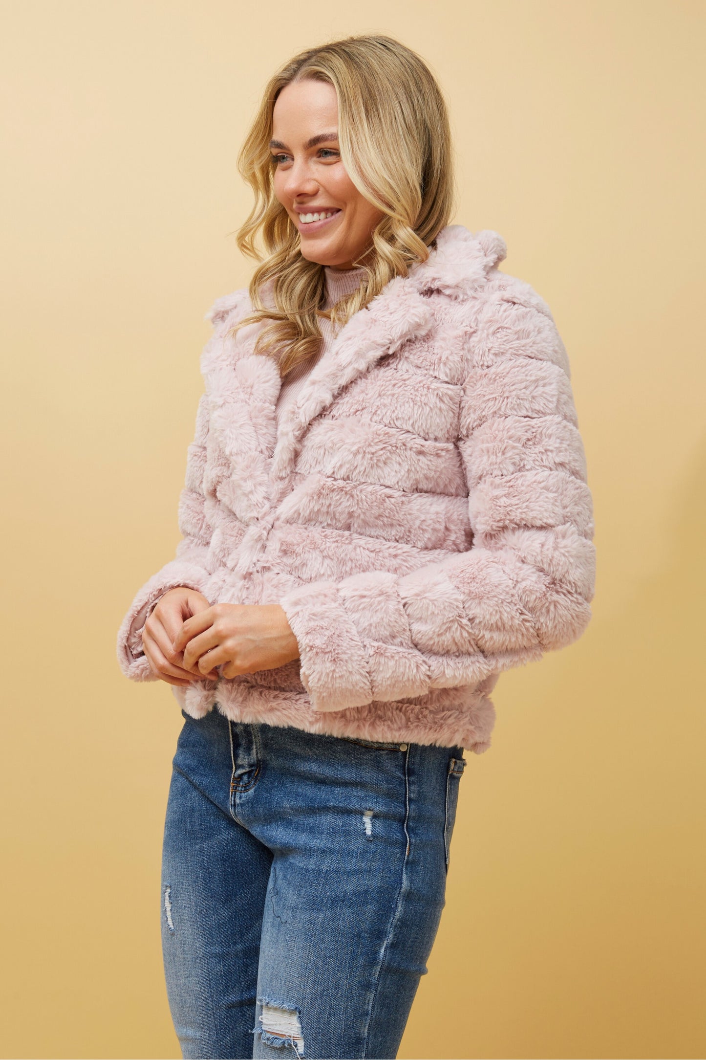 Ava Faux Fur Jacket J511031 Blush