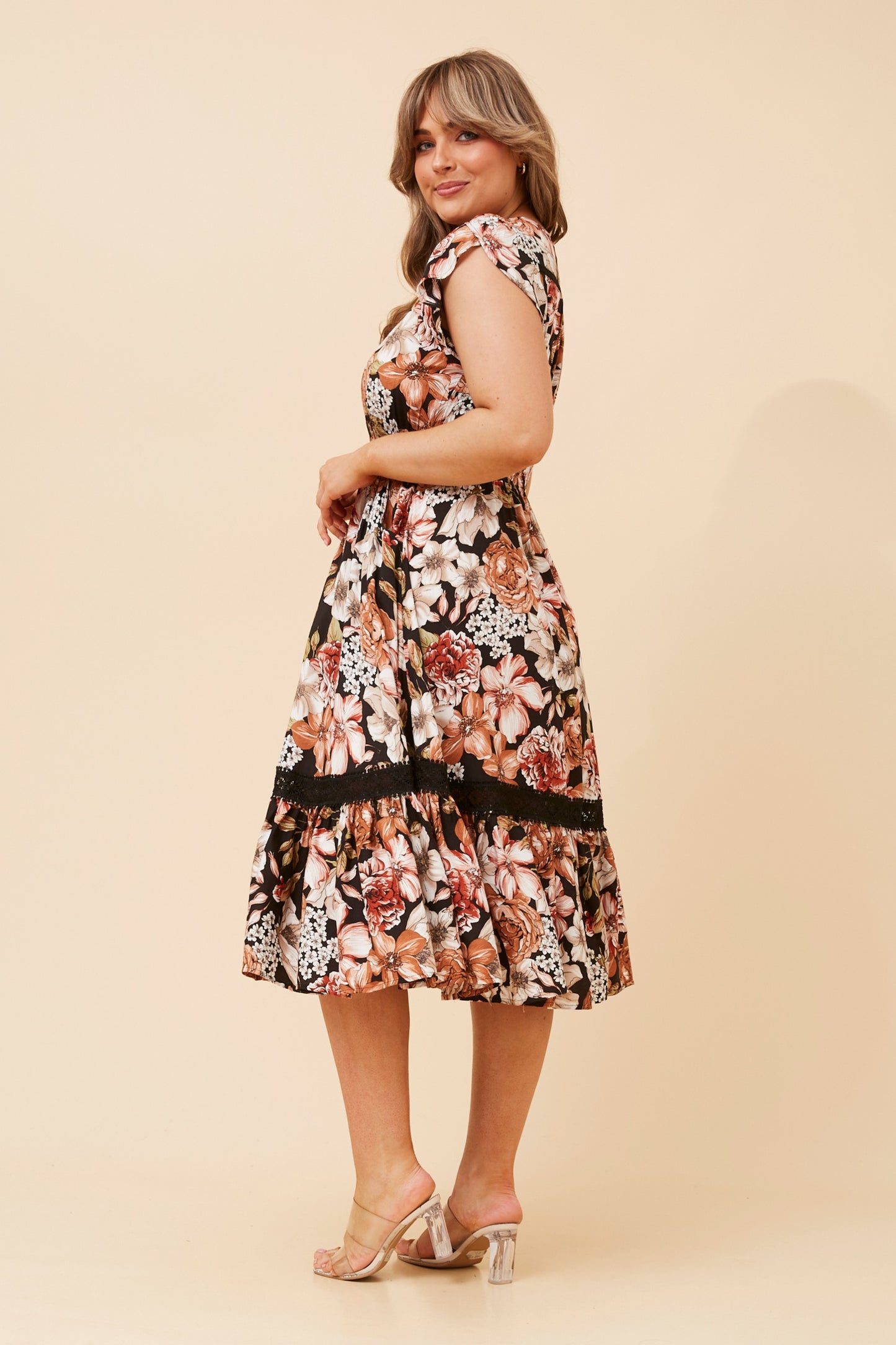 Serena Floral Print Midi Dress -  D525665