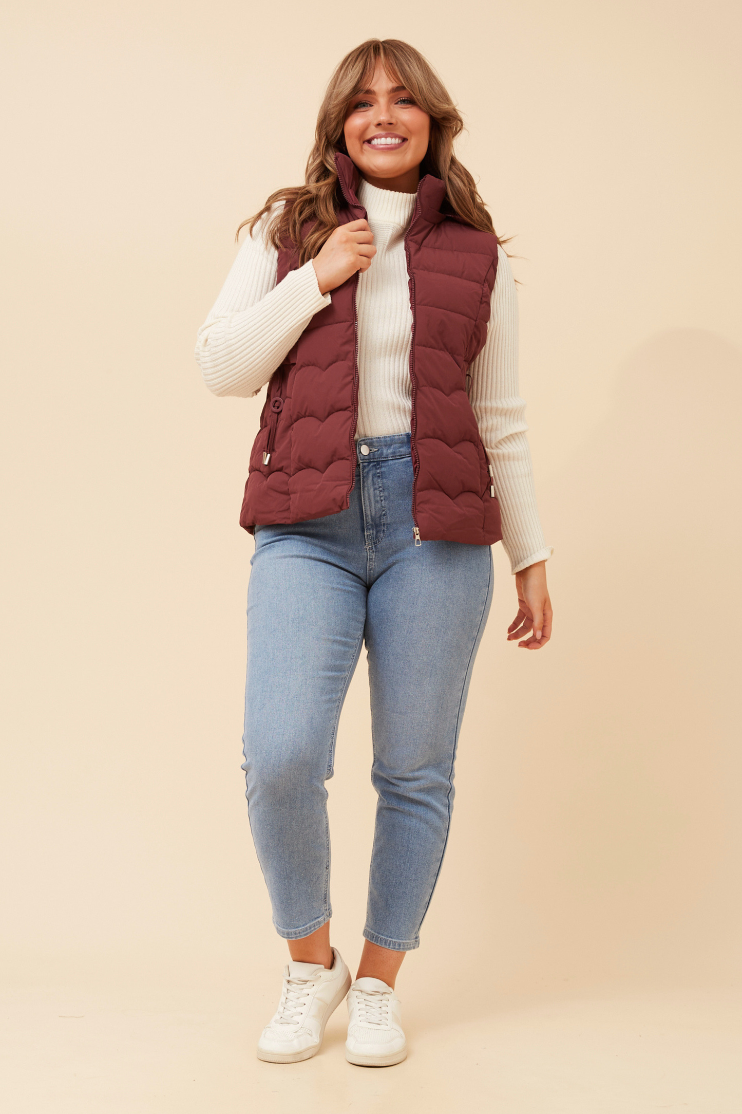Ivella Puffy Vest V732888 Red Dahlia