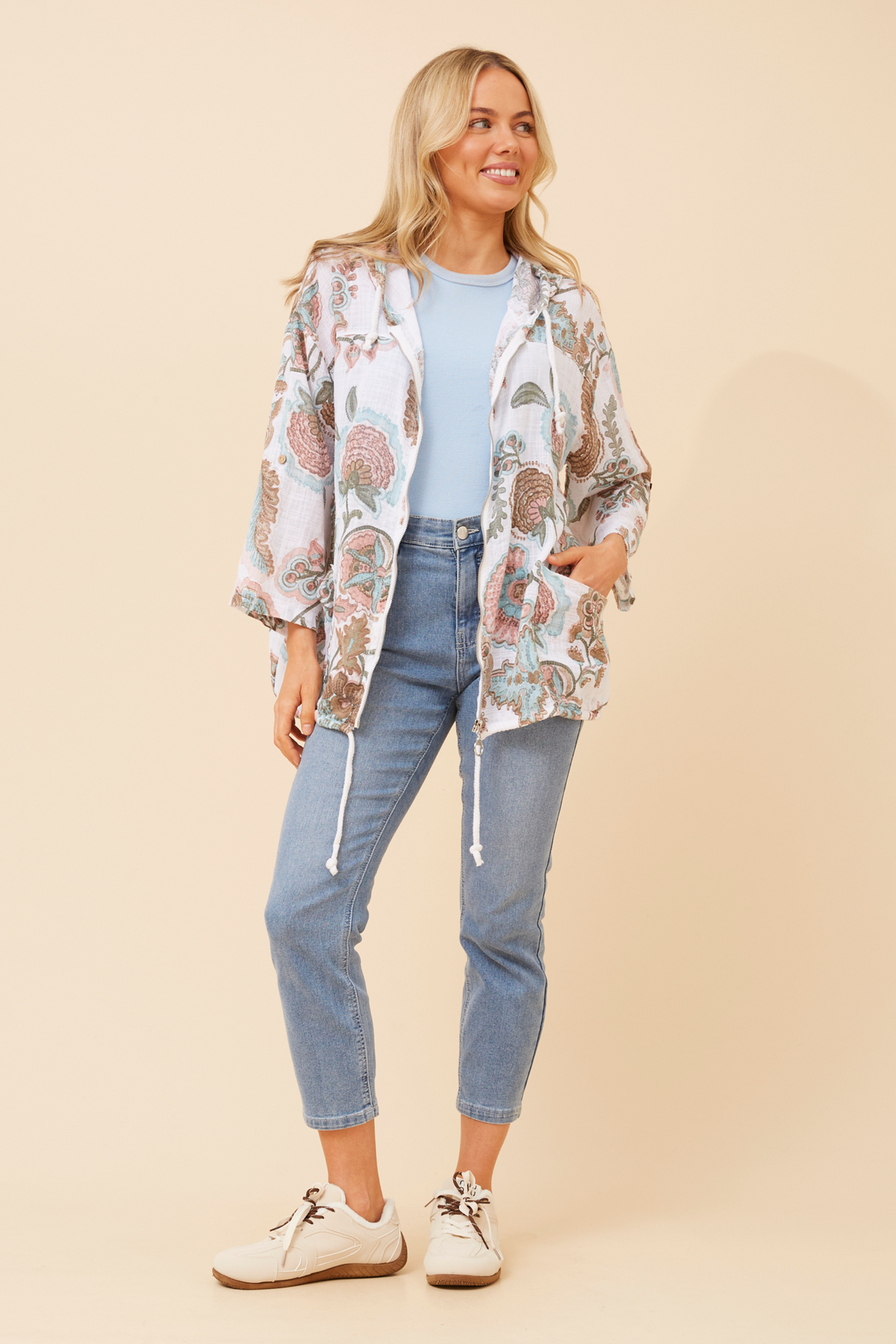 Seta Abstract Printed Hoody Jacket J526471 White