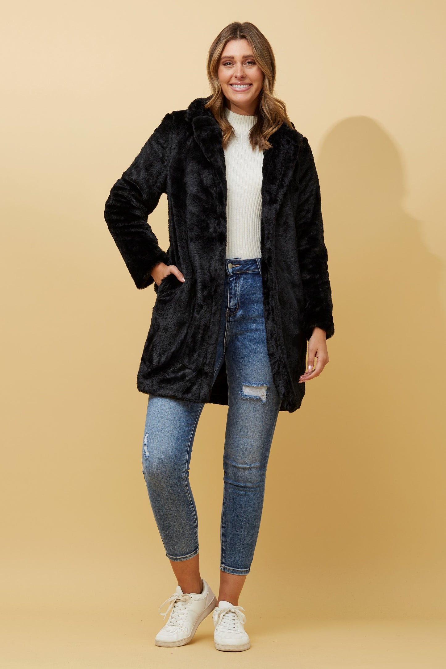 Emmi Faux Fur Longline Coat CO505837