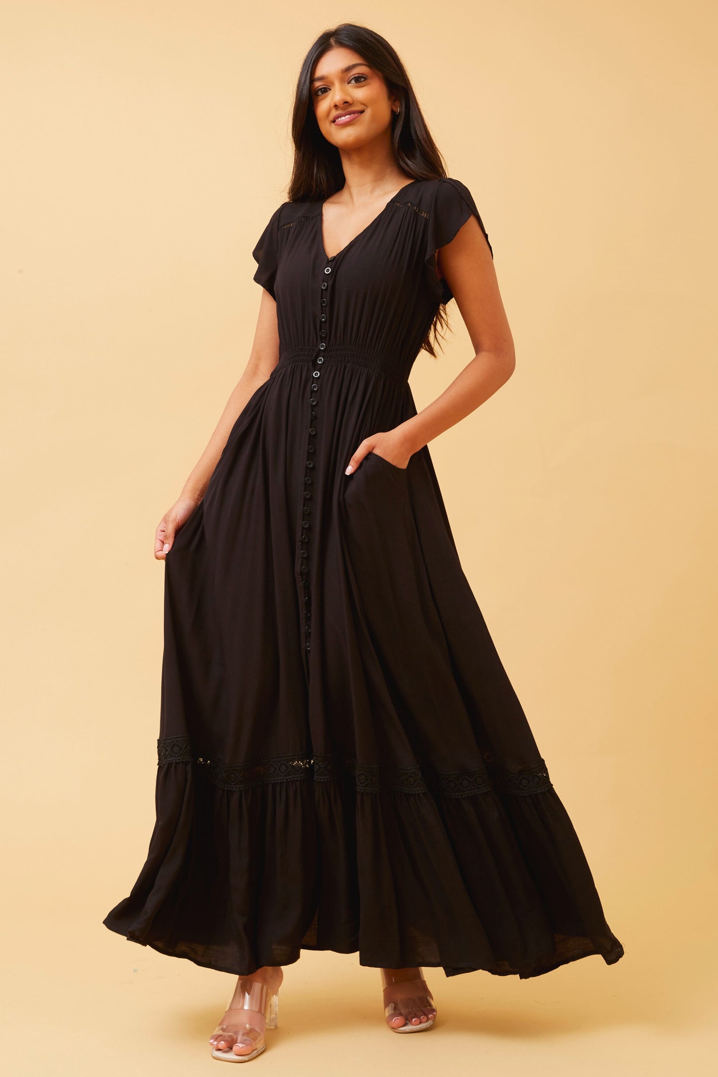 Willa Maxi Dress - Black D509360