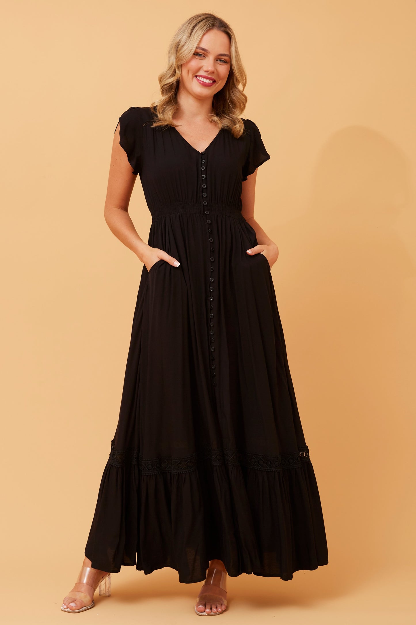 Willa Maxi Dress - Black D509360