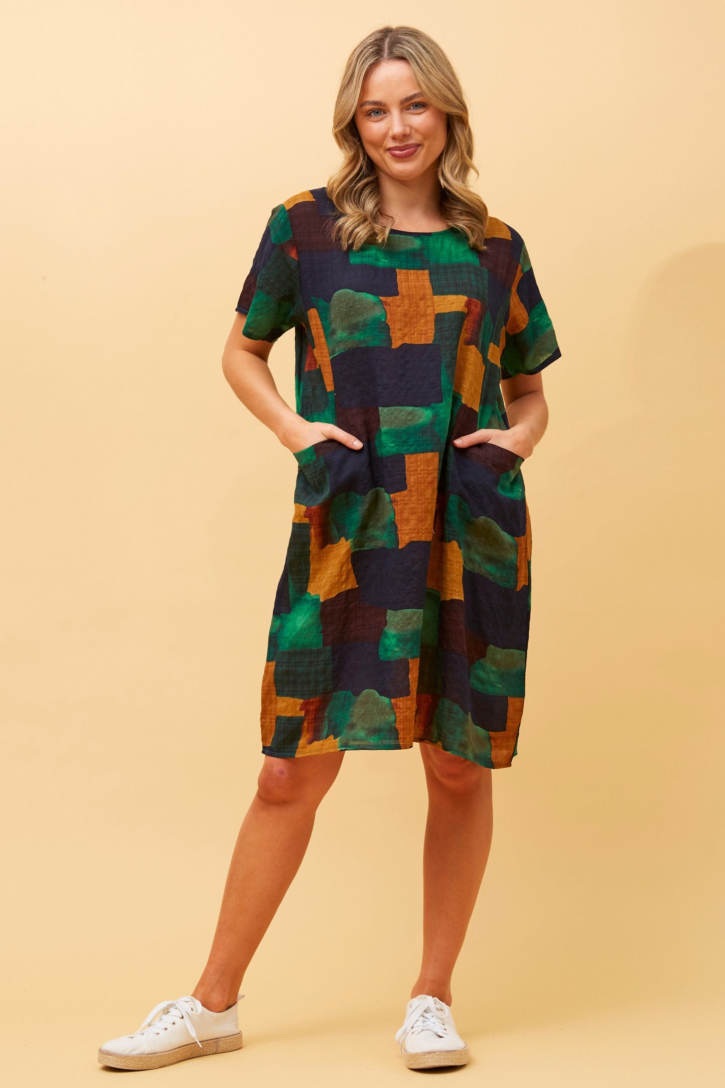 Serra Abstract Printed Dress - Jade D509866