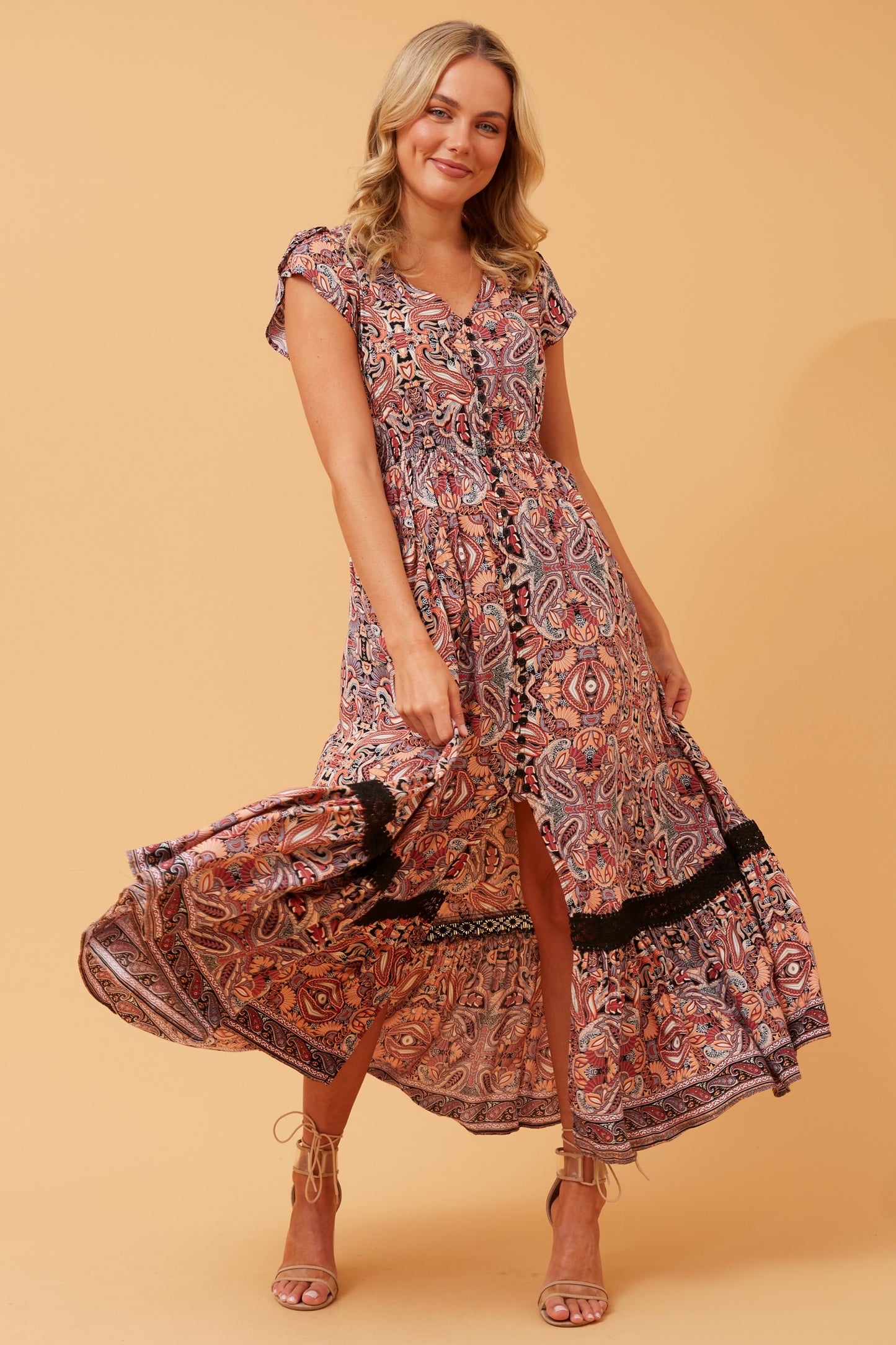 Connie Paisley Maxi Dress D517383