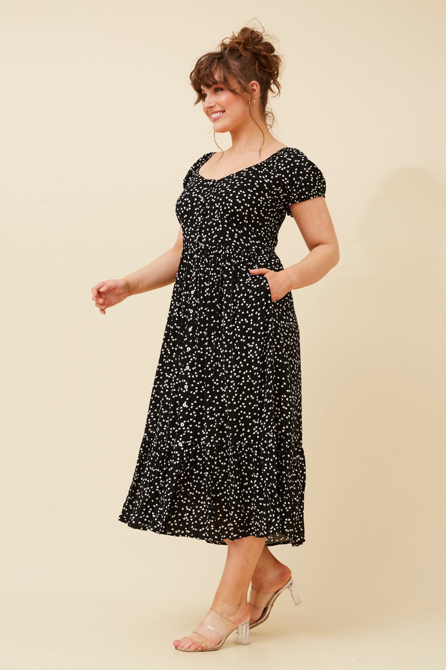 Nisha Heart Print Midi Dress D518510