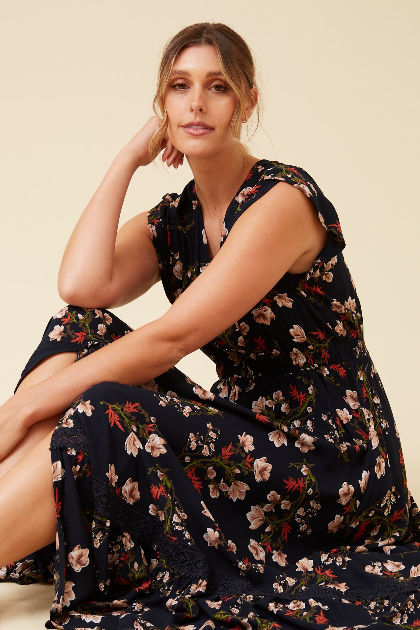 Sascha Floral Print Maxi Dress D519365 Multi Navy