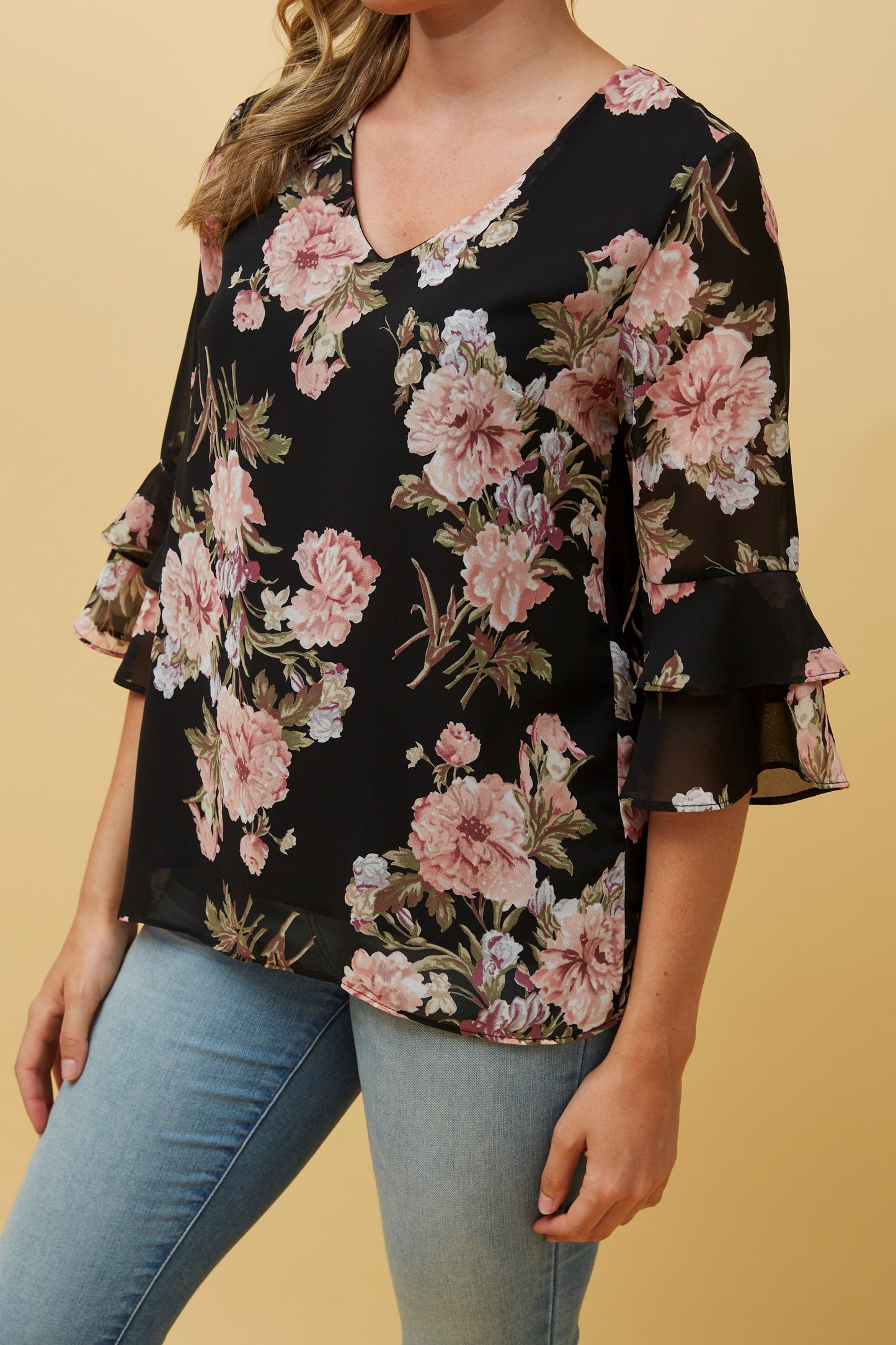 Nia Frill Sleeve Floral Print T515245