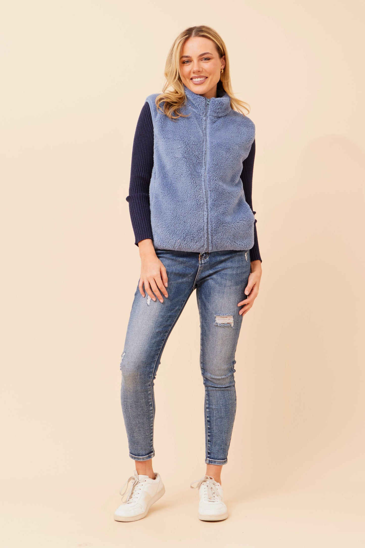 Chiara Faux Fur V524412 Indigo