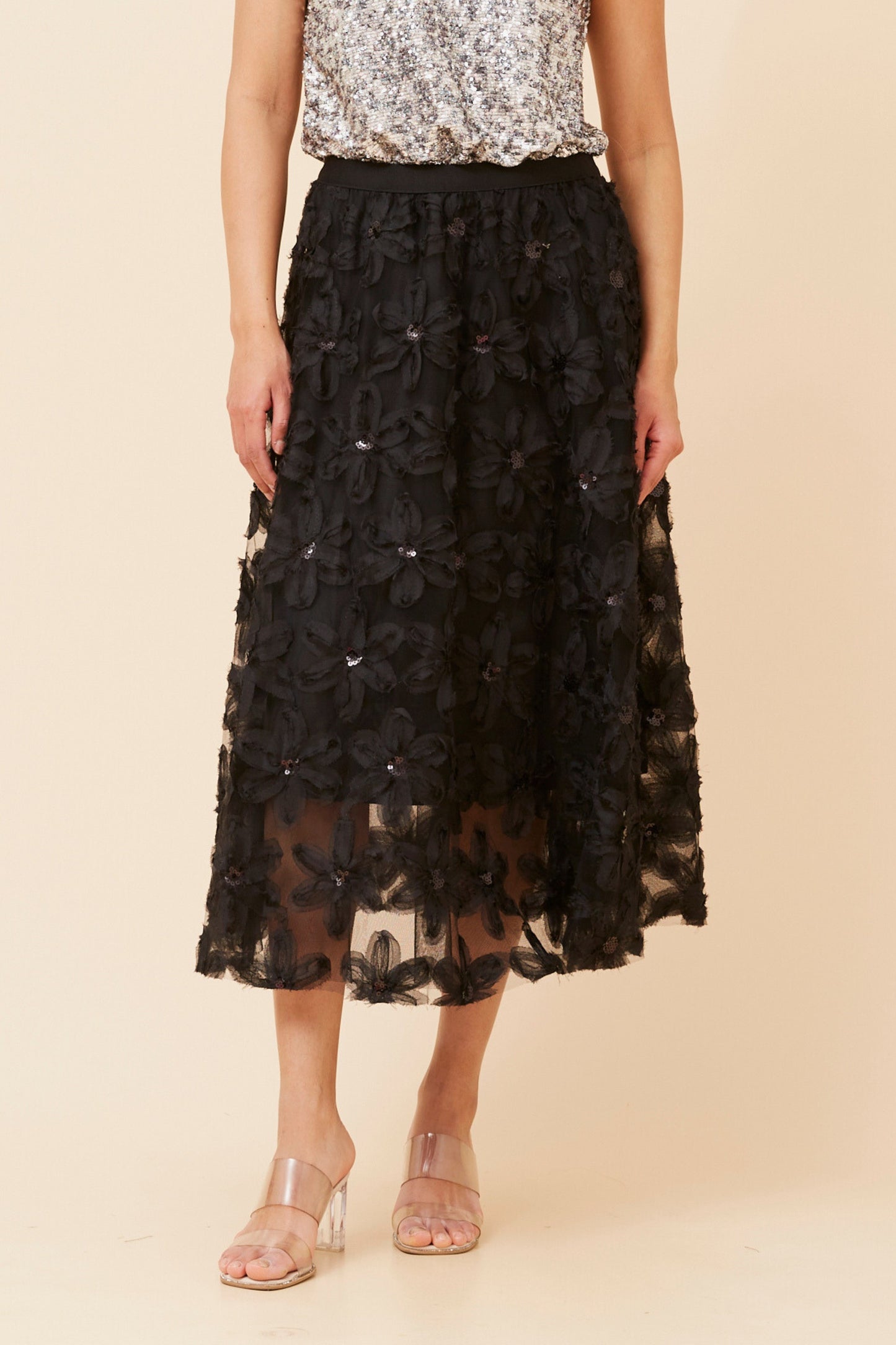 Tatum Floral Embroidered Skirt S175517 Black