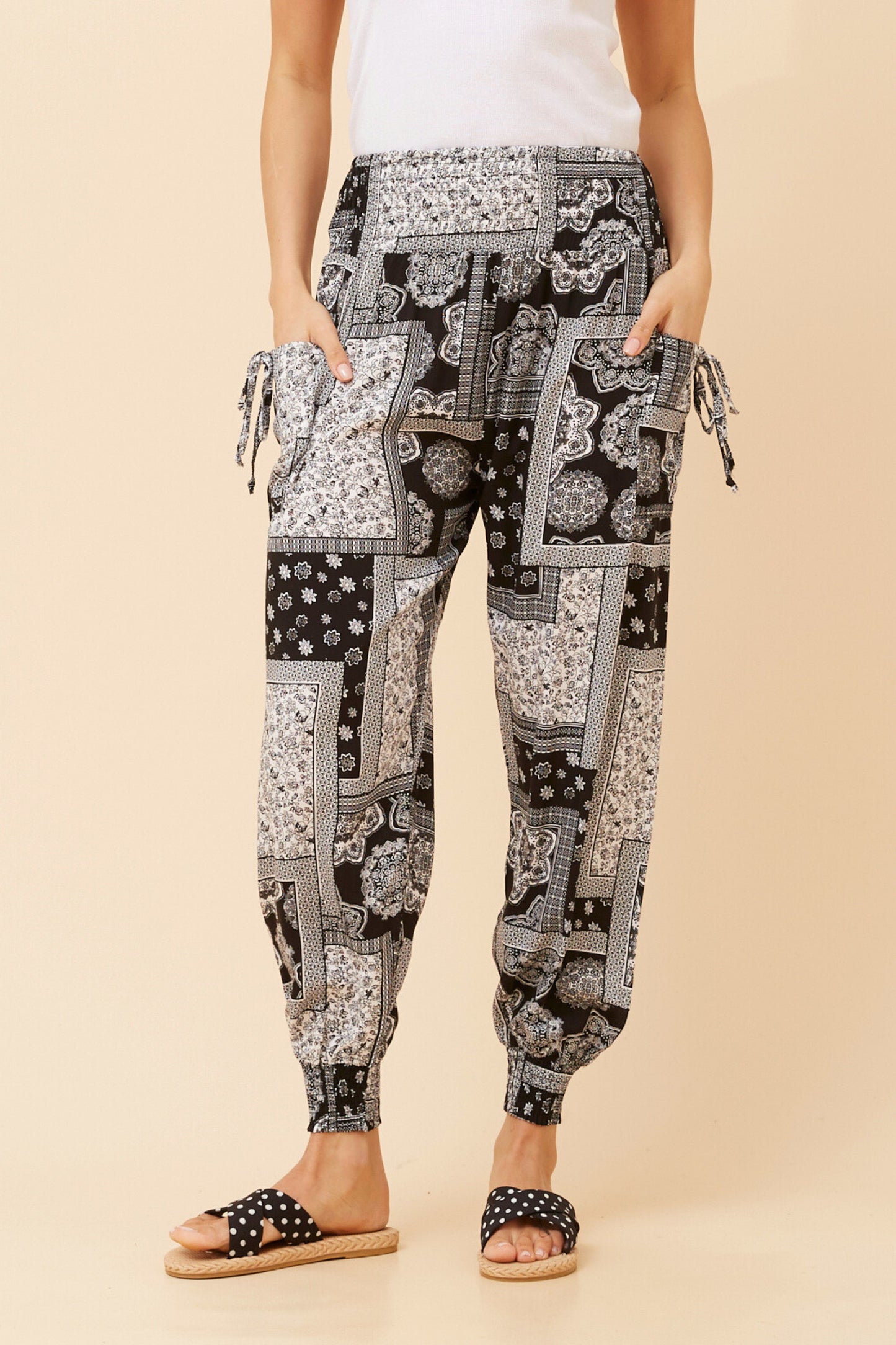 Elephant Printed Harem Pant P523467