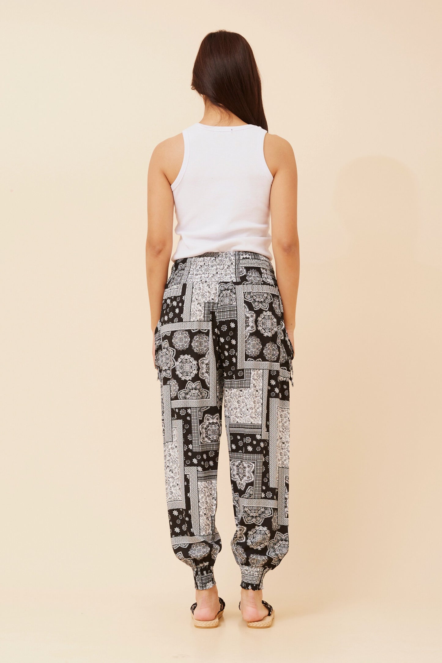 Elephant Printed Harem Pant P523467