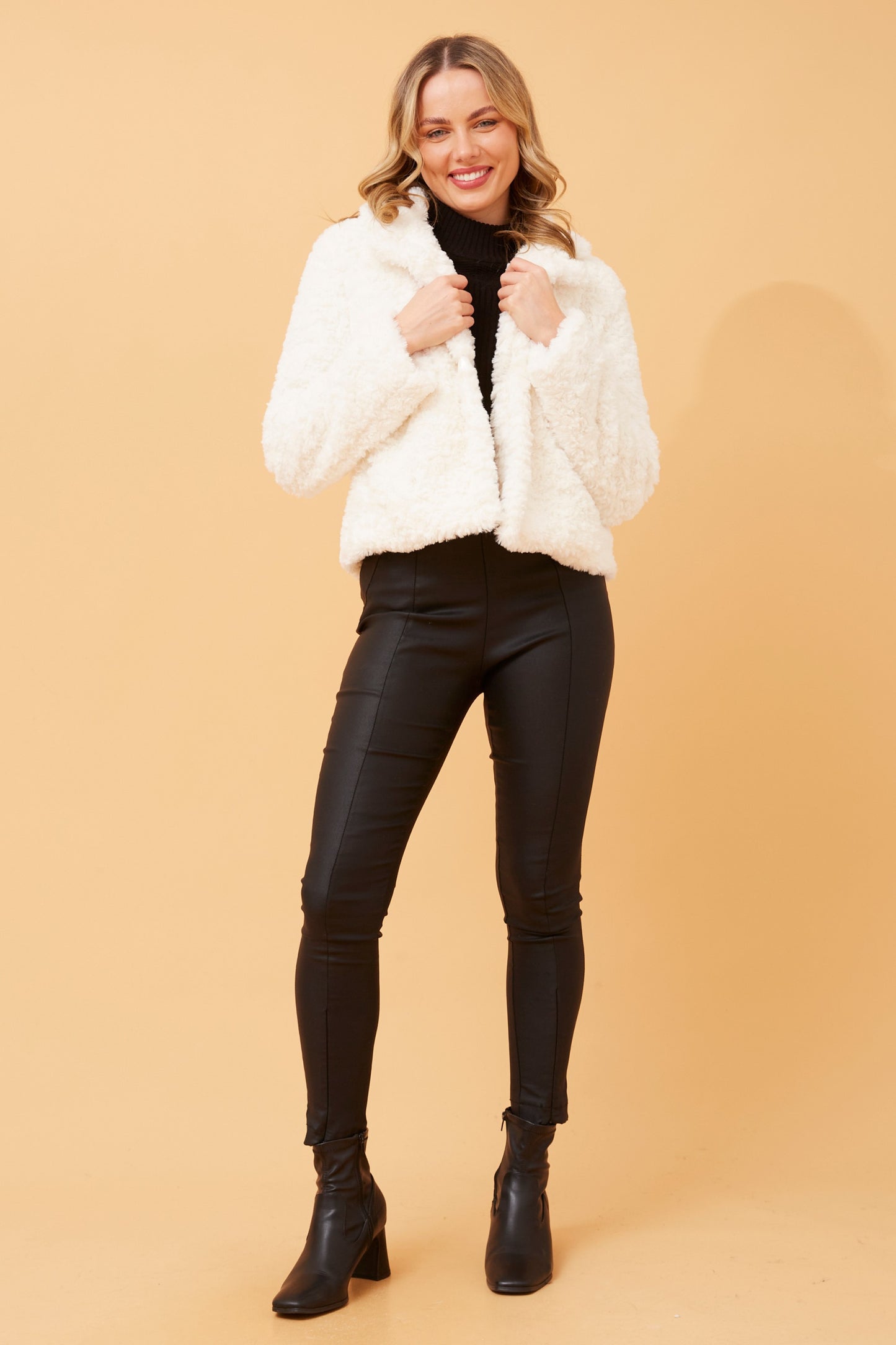 Aria Fur Jacket J518099