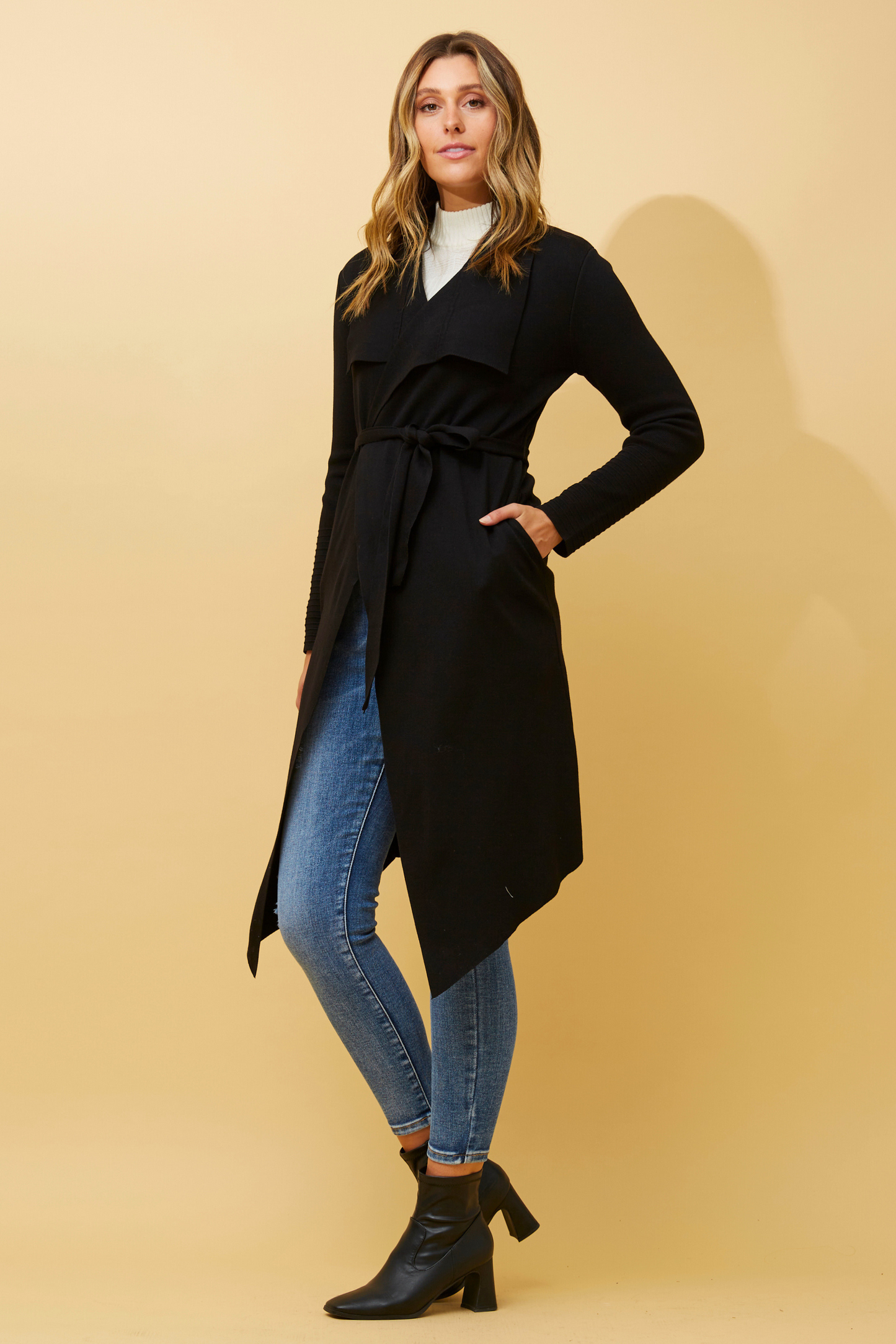 Waterfall Knit Black Cardigan with Pockets KC512466