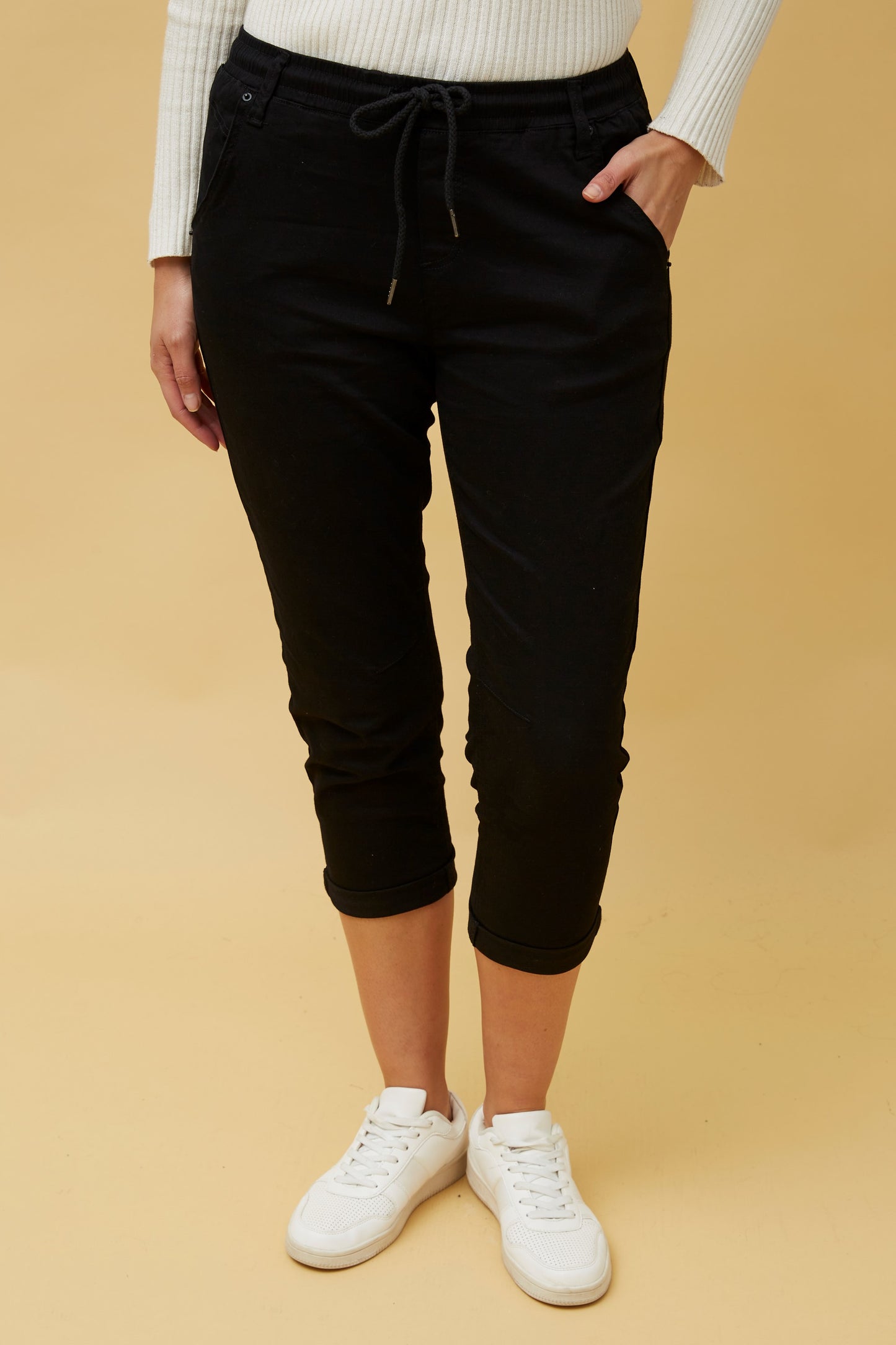 Solid Joggers Pant - Black P510293