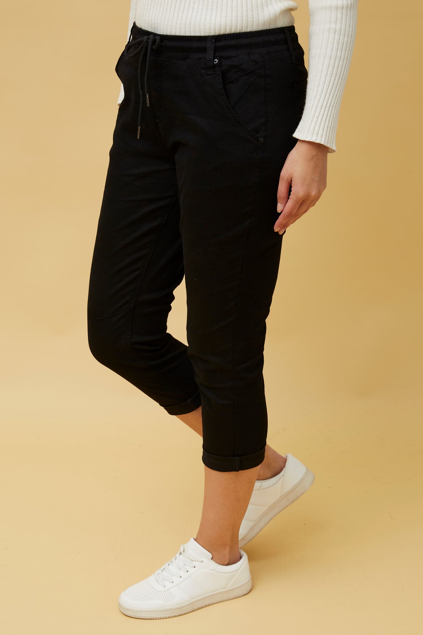 Solid Joggers Pant - Black P510293