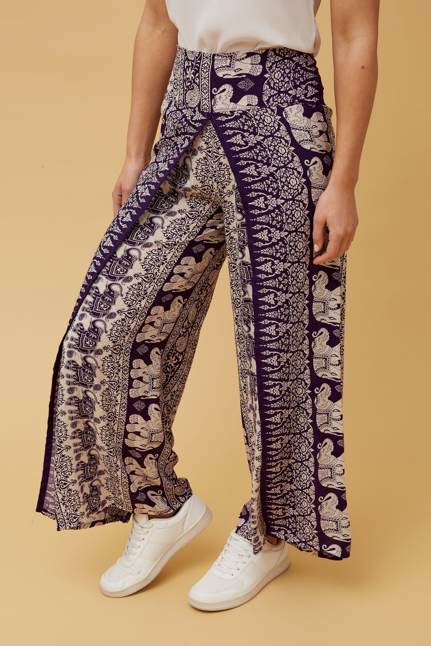 Elephant Printed Pant P513913- Purple