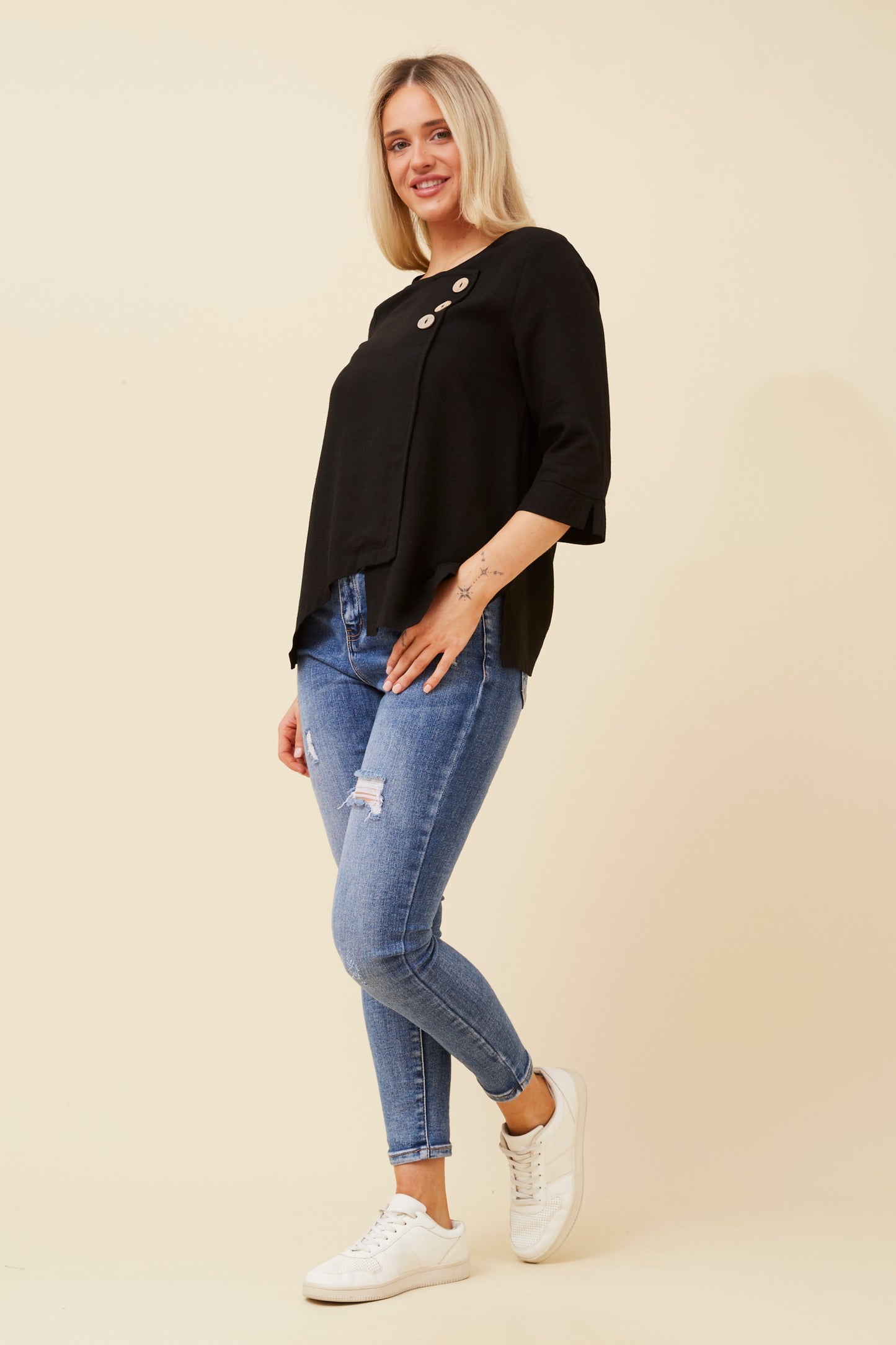 Maria Button Detail Top - Black T510490