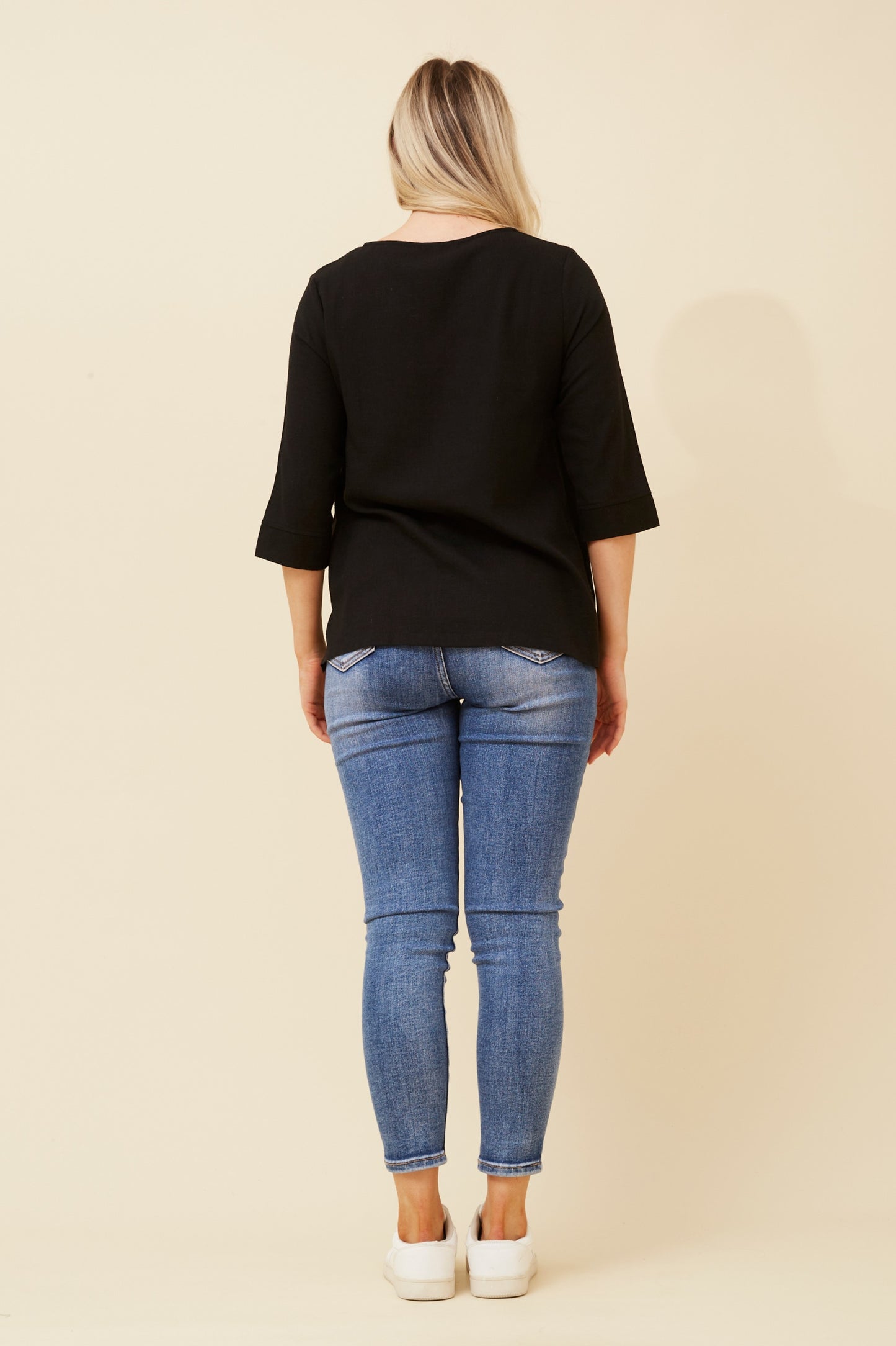 Maria Button Detail Top - Black T510490