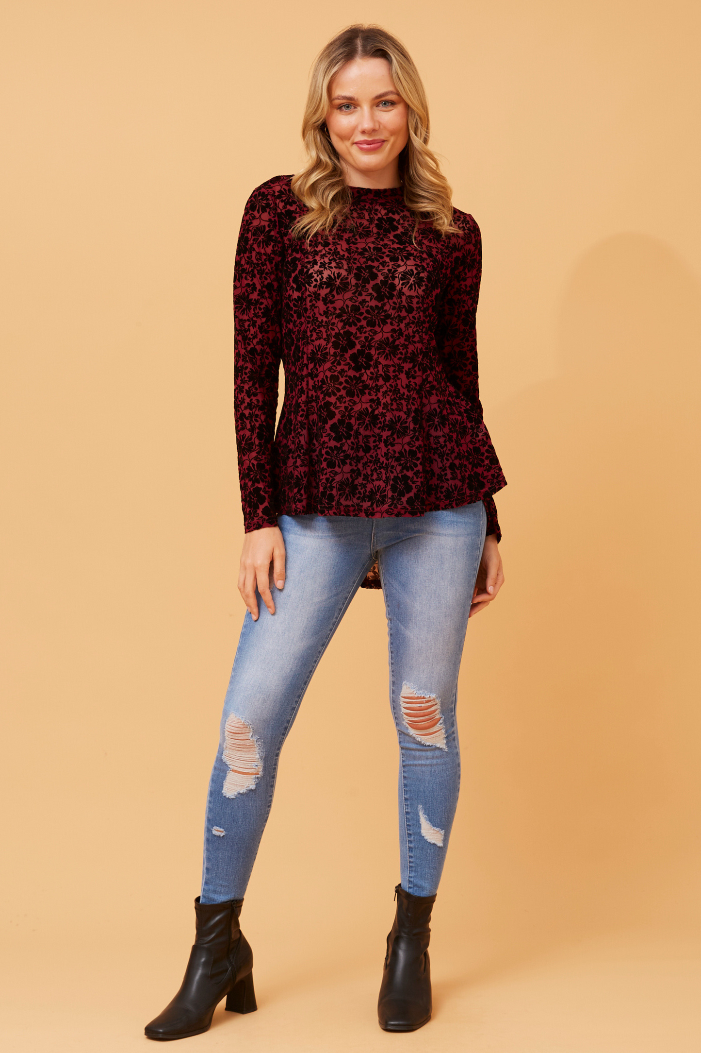 Dazie Floral Flocked Top T518306